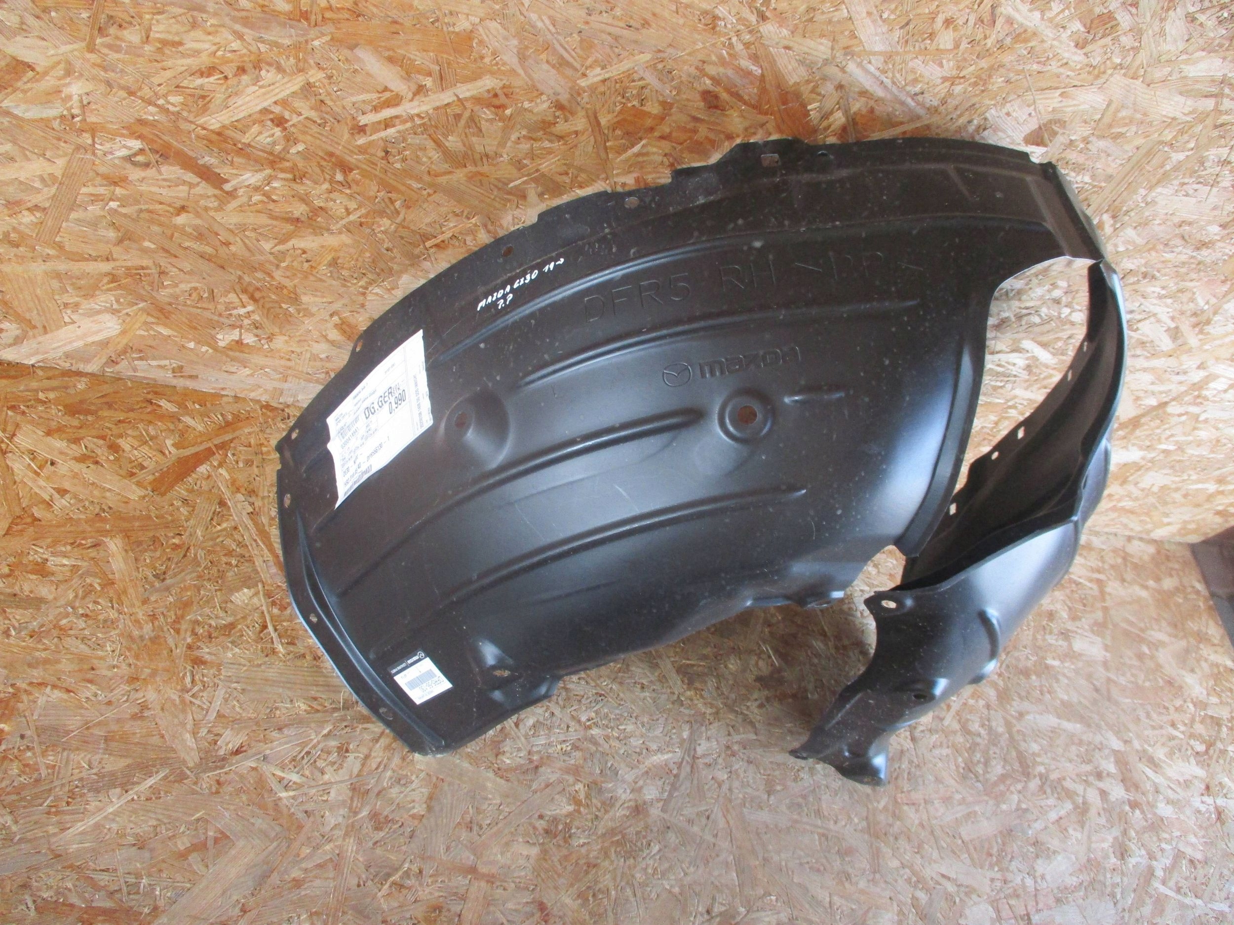 mudguard front front right MAZDA CX30 19