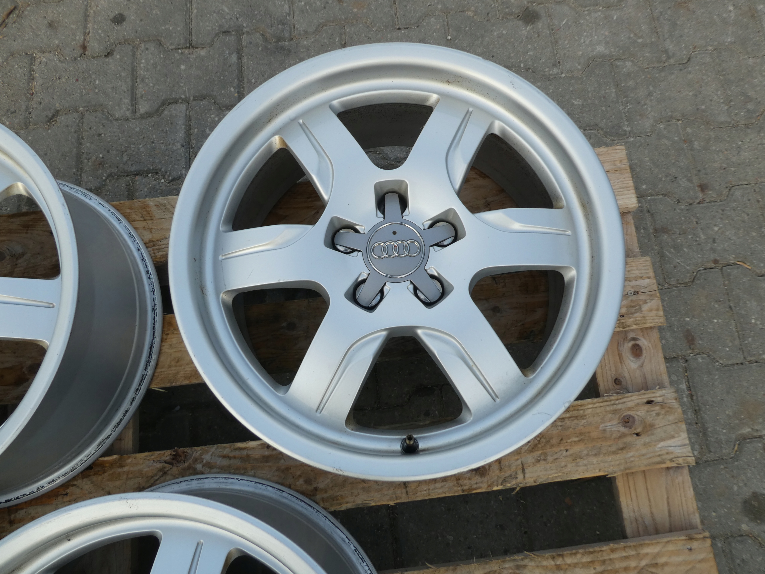 4X ALU discs original AUDI A5 8T0601025B