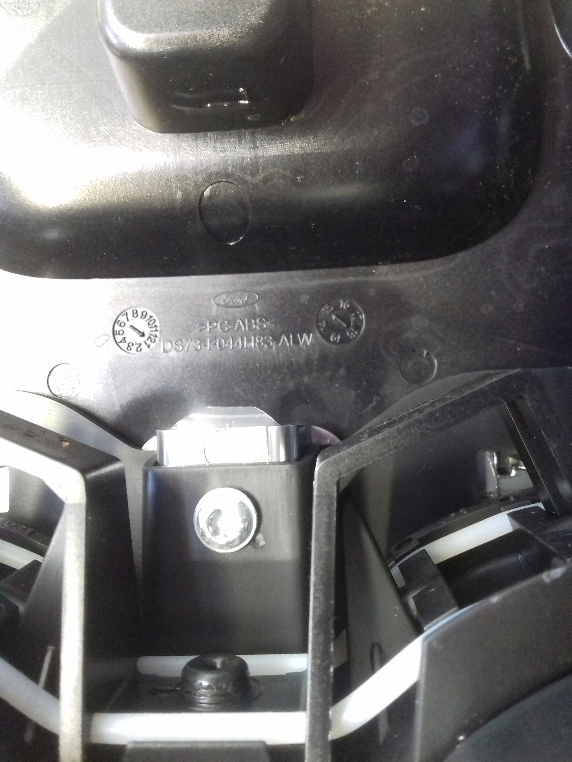 bracket for kubki DS73F044H83 Ford Mondeo MK5