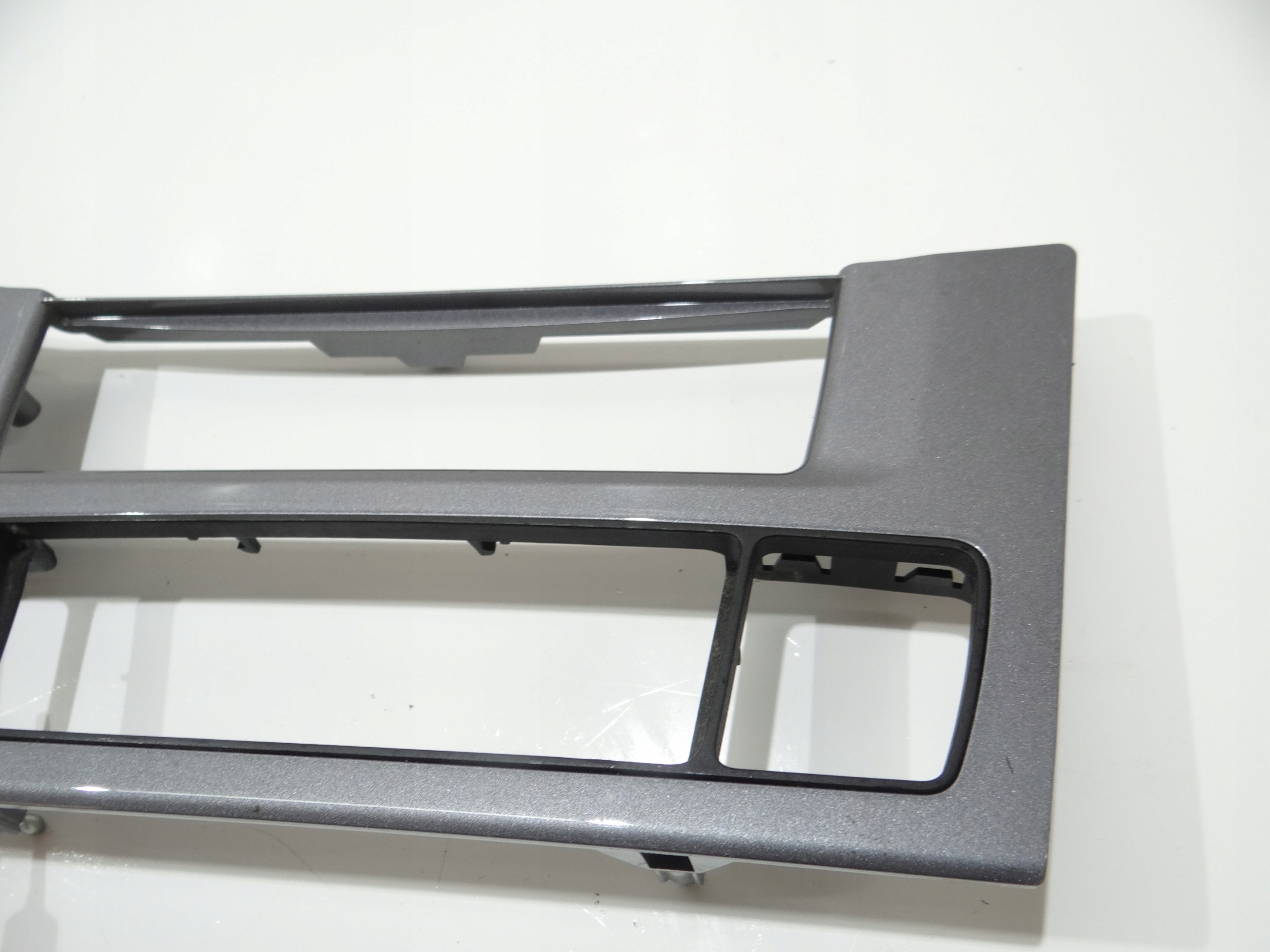 RAHMEN konsole BMW E60 E61 LCI 9156029