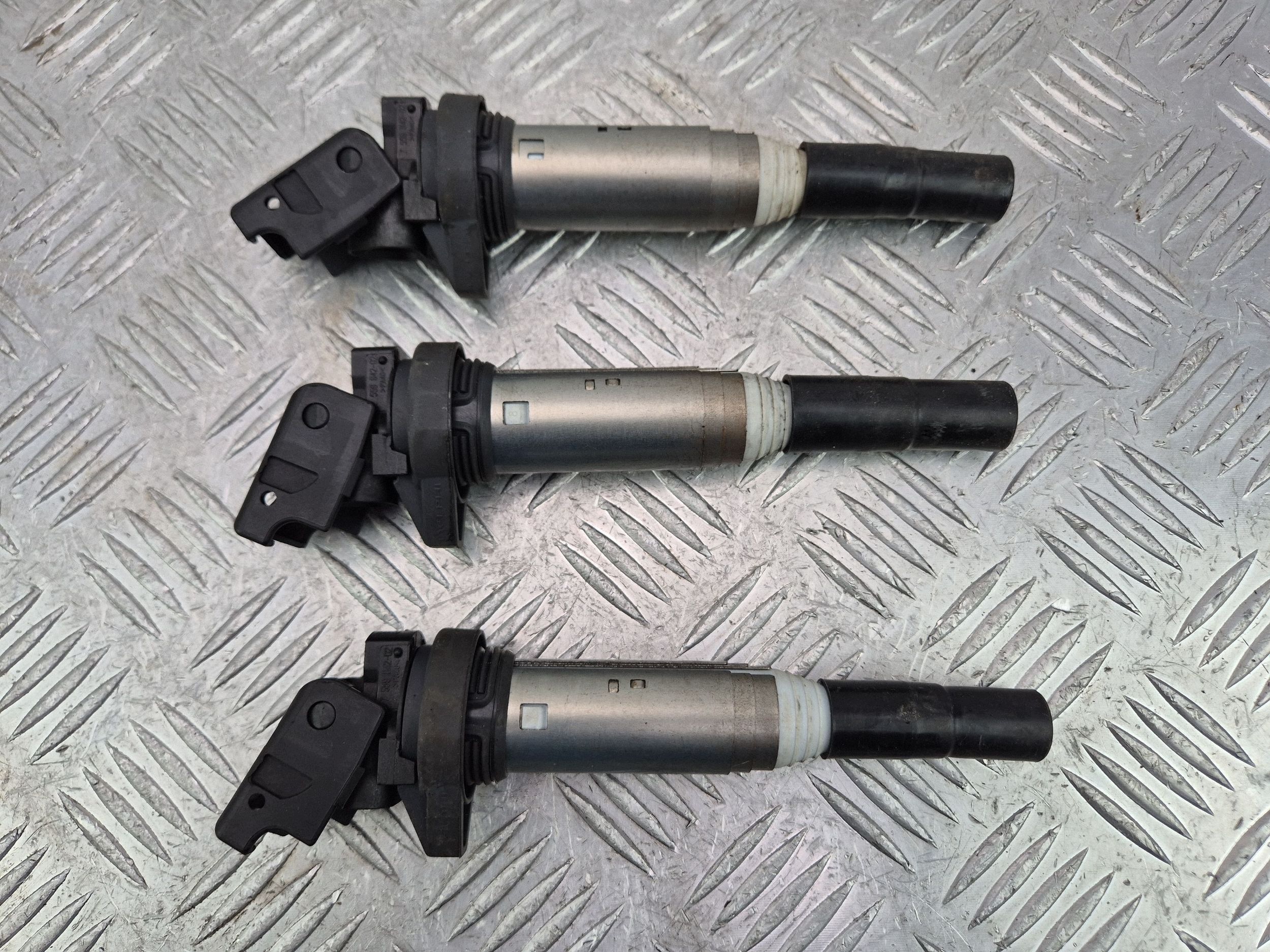 Komplet ignition coils x3 BMW 3 E90 E91 320i 7559842 N43B20AA