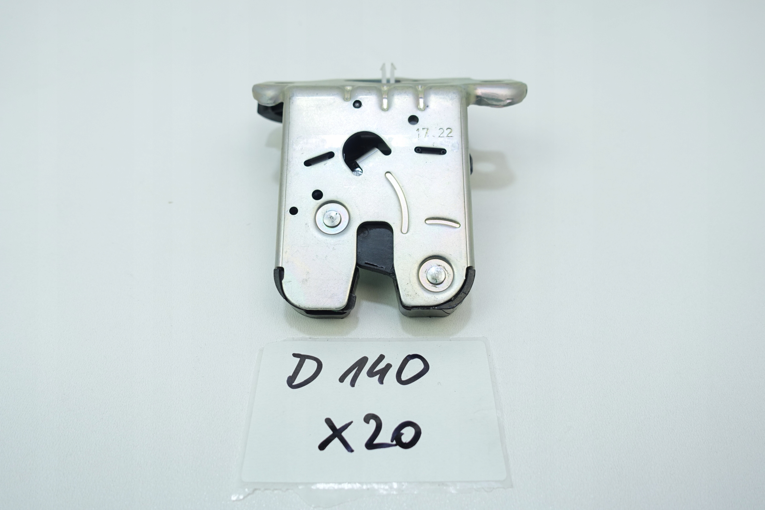 Замок крышки багажника AUDI A6 C8 седан 4K0827503