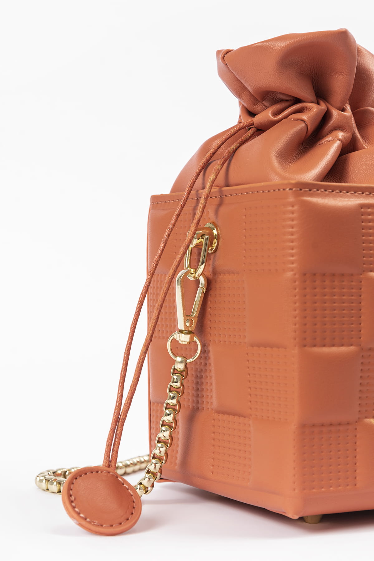 Torebka z pikowaniem POMARAŃCZOWA Materiał dominujący skóra ekologiczna