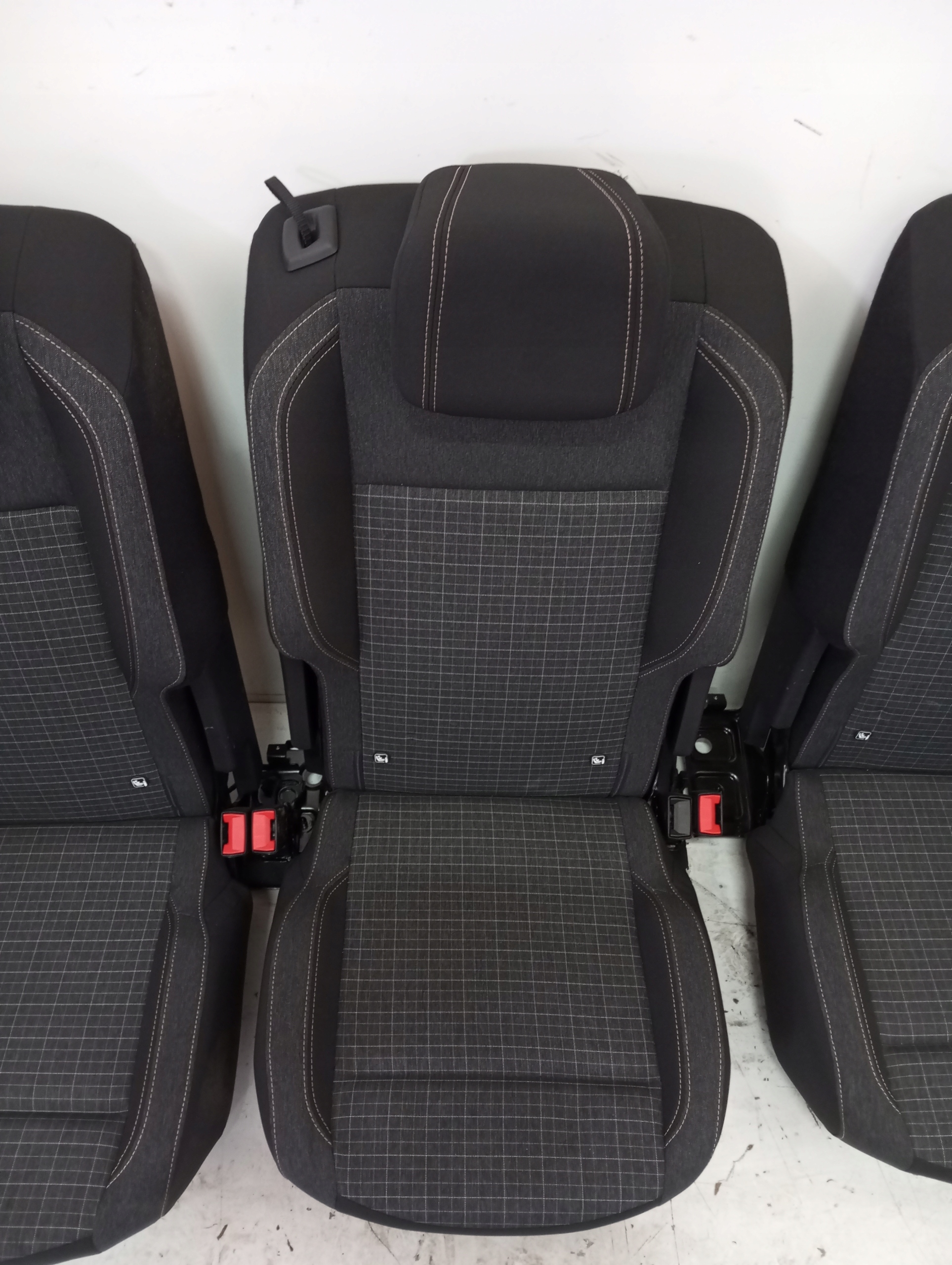 upholstery seats PEUGEOT RIFTER