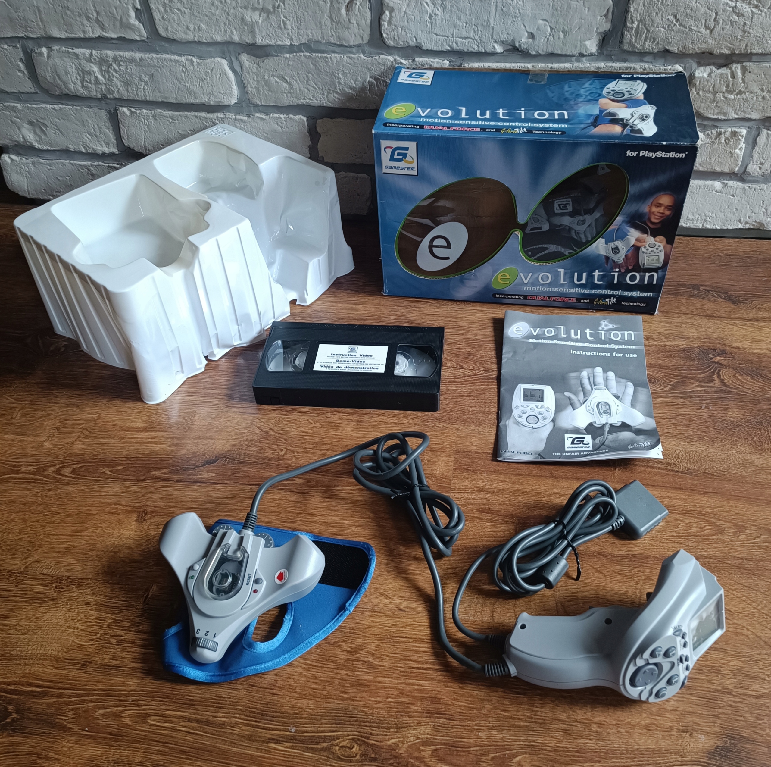 GAMESTER KONTROLER BOX KASETA VHS EVO CONTROL PAD