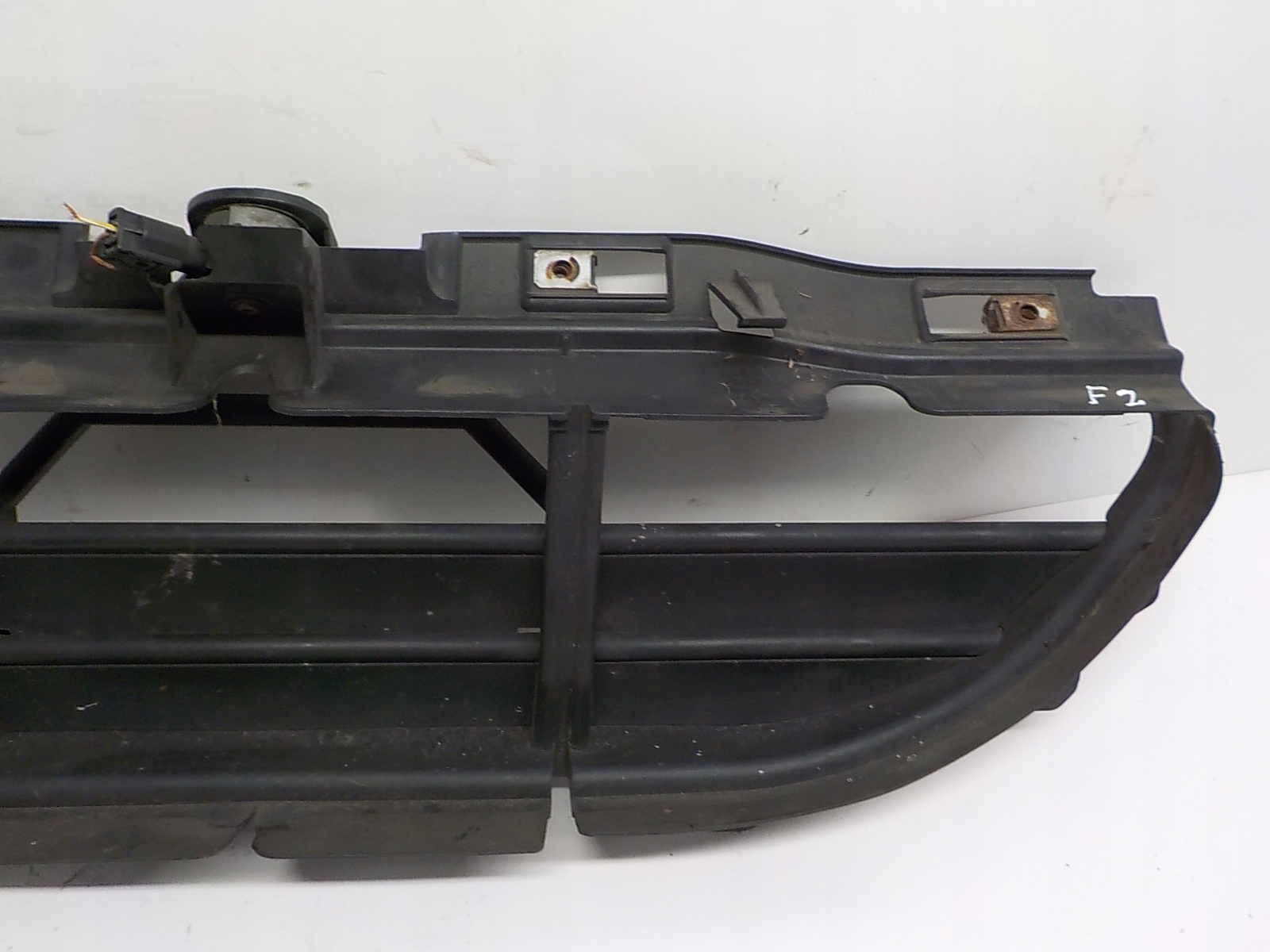 BMW 3 E90 intake air steering wheel, blinds air line radiator 7186776