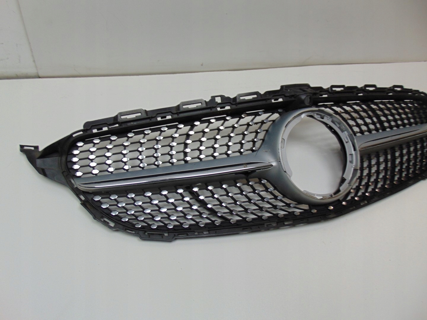 Mercedes-Benz C-Klasse W205 Kühlergrill FRONTGRILL Kühlergitter A2058802104 - Thumbnail 4