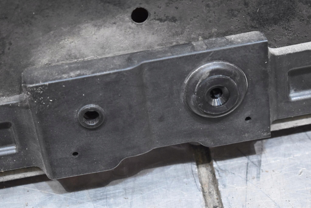 cover chassis rear part 84237-CV100 KIA EV6 21