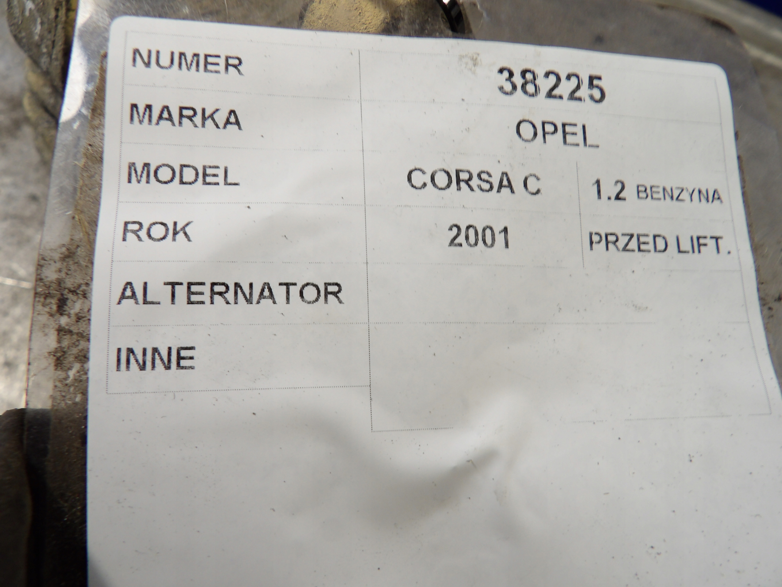 Opel Corsa C alternator 1,2B 0124225018 24437119