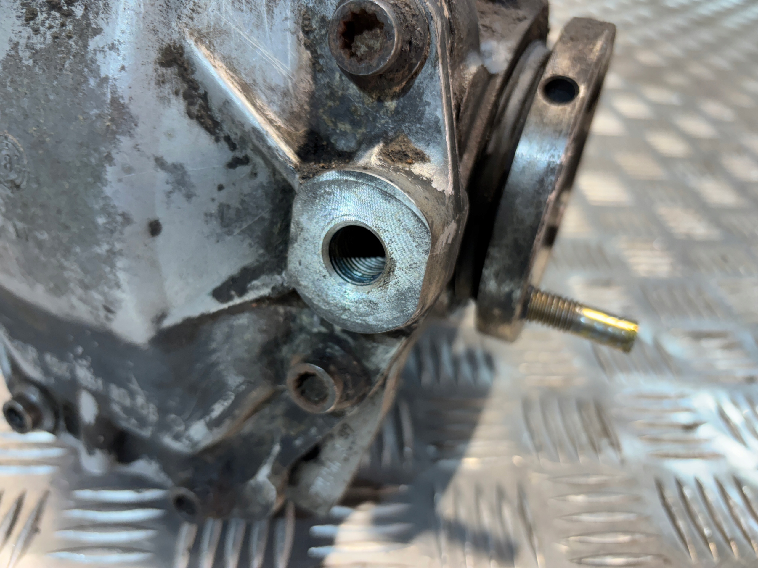 differential diff Mercedes CLK 2,7D R1243513008 3,92