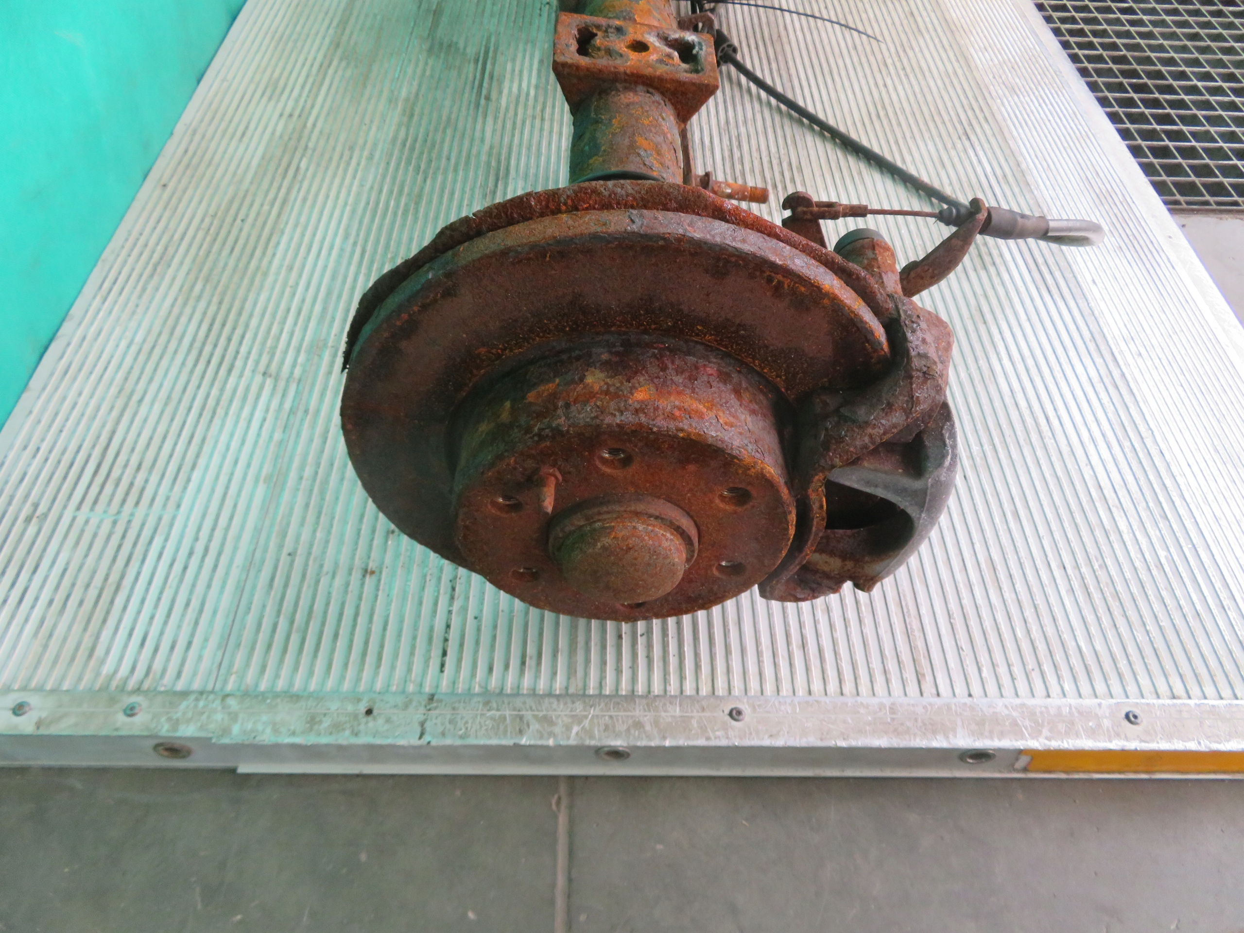 IVECO DAILY 13R differential diff rear part rear 12/47