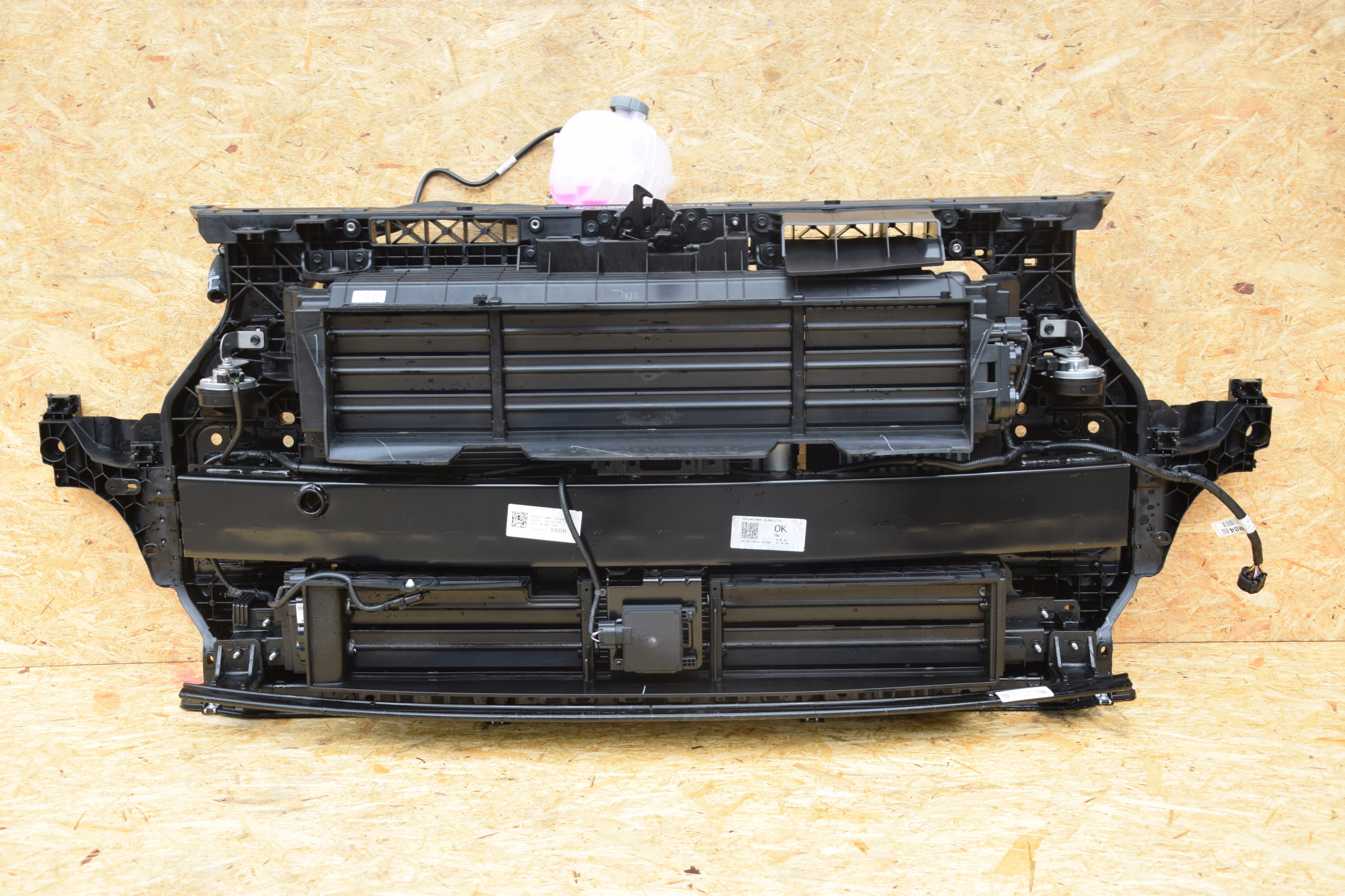 PAS PRZEDNI WZMOCNIENIE CHŁODNICA CHŁODNICE RADAR SPORTAGE V 1.6 CRDI 23r