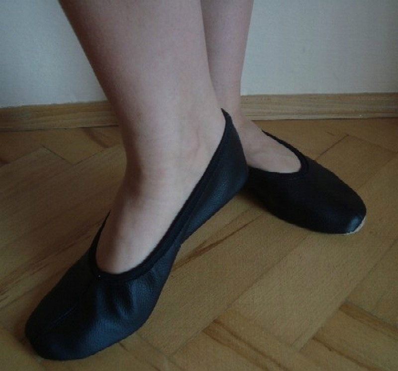 BALETKI SKÓRZANE DO TAŃCA GIMNASTYKI RYTMIKI r. 42 Marka inna