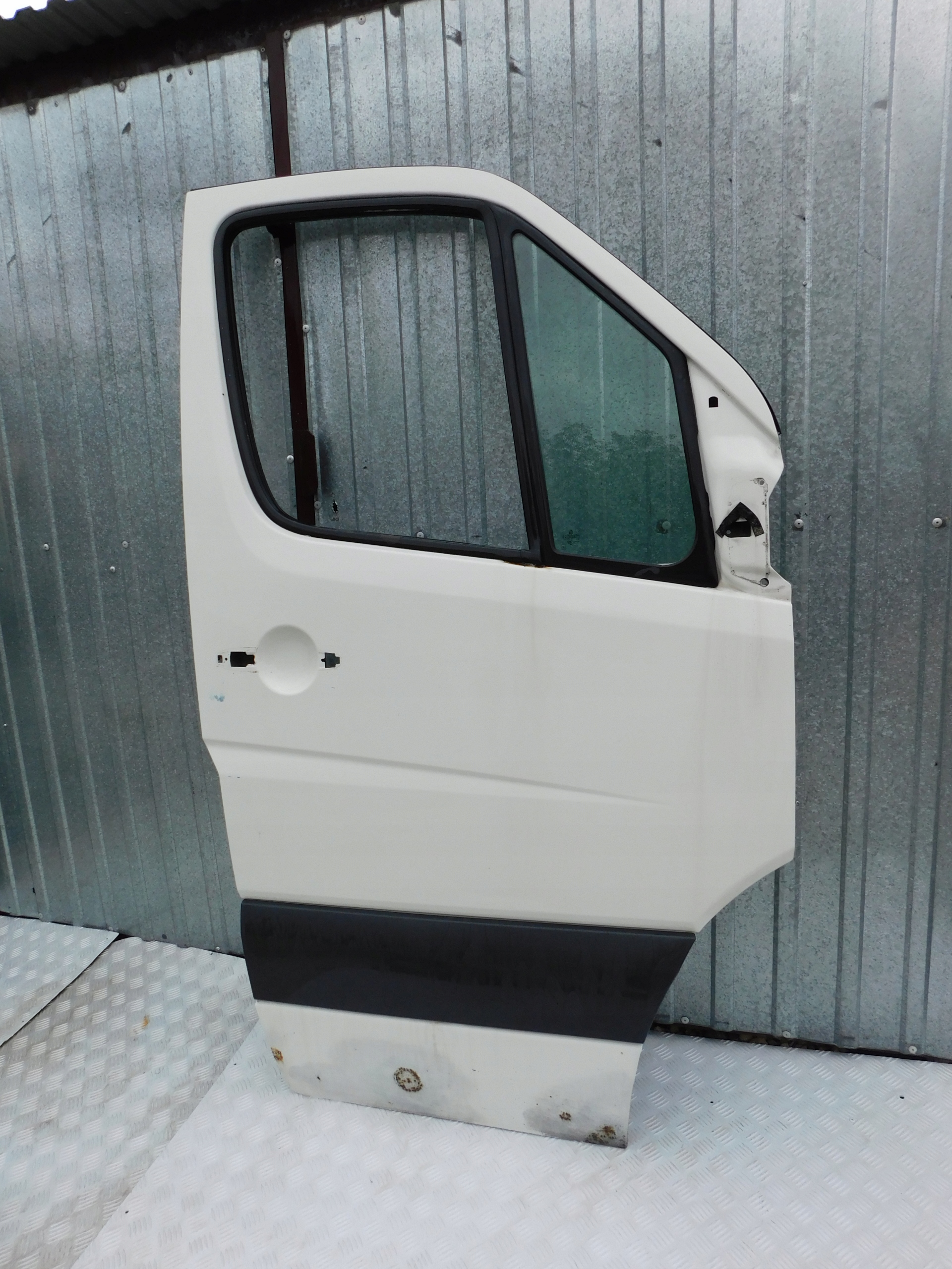 Mercedes Sprinter 906 VW Crafter dveře pravé spolujezdce předek biale 06-17r.,