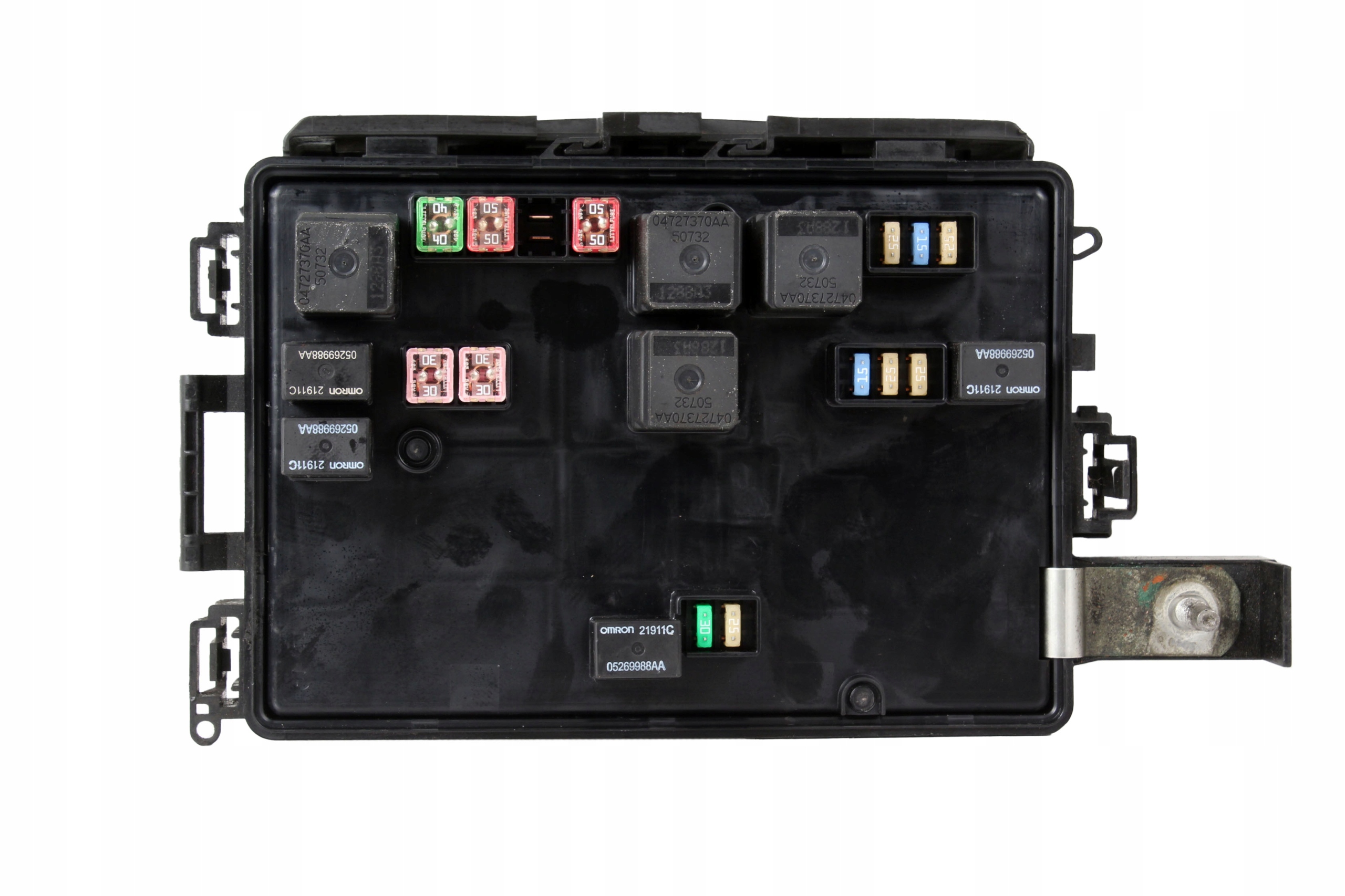 MODUŁ OBUDOWA SKRZYNKA BEZPIECZNIKÓW CHRYSLER 300 C 300C P04692270AE