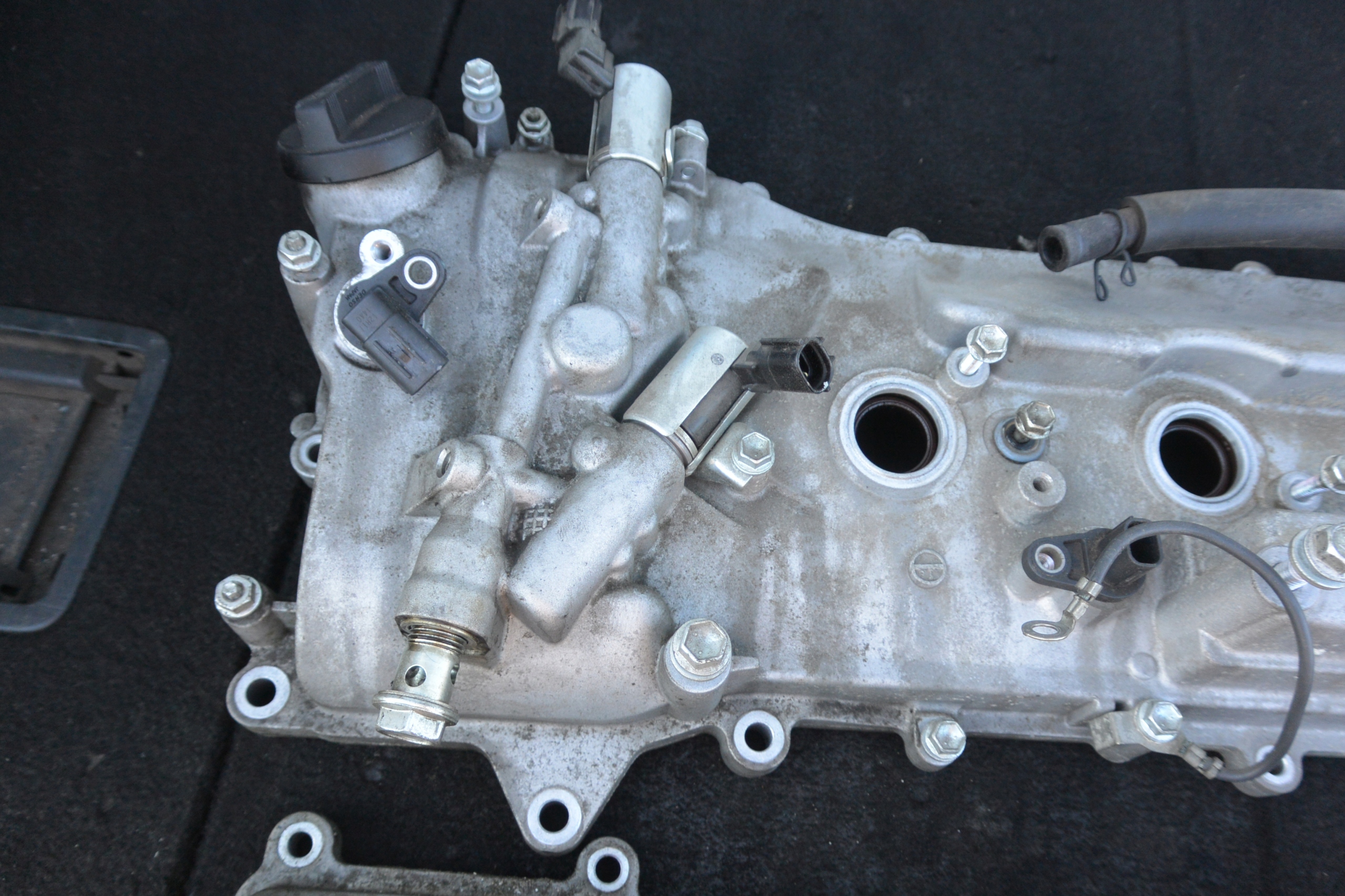 Abdeckung der Ventile links rechts LEXUS IS250 2.5 V6 KOMPLET