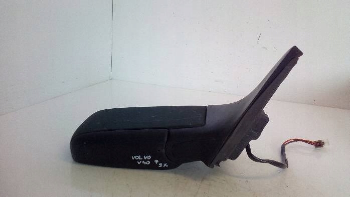 зеркало правое элекро volvo V40 1997r.