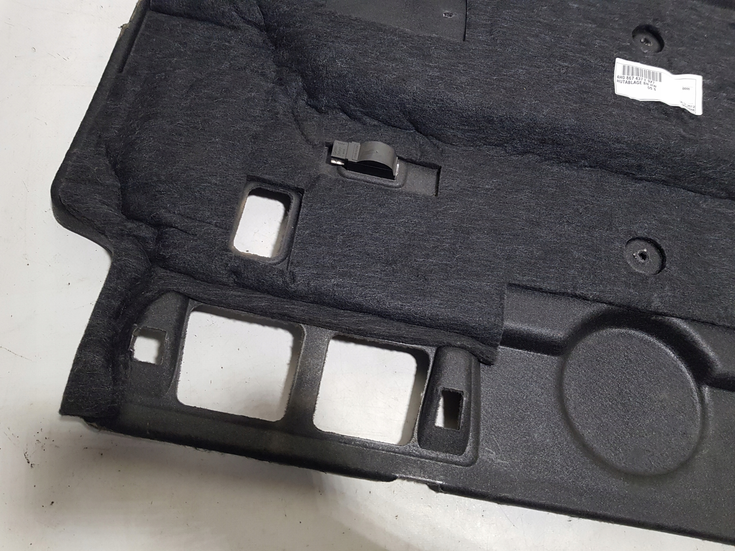 AUDI A8 D4 upholstery side boot 4H0867437E