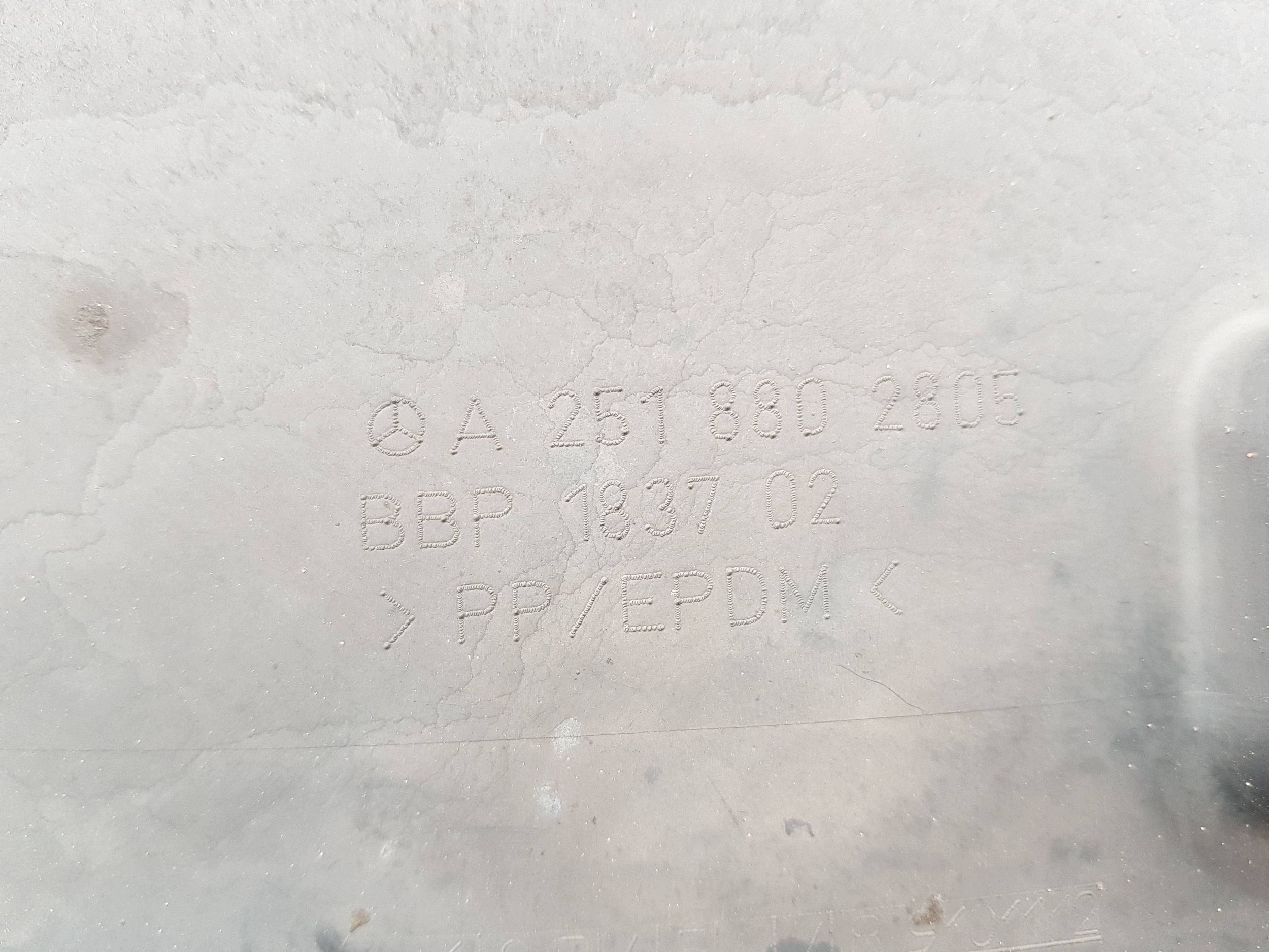 mudguard right front MERCEDES W251 R KLASA LIFT 2518802805