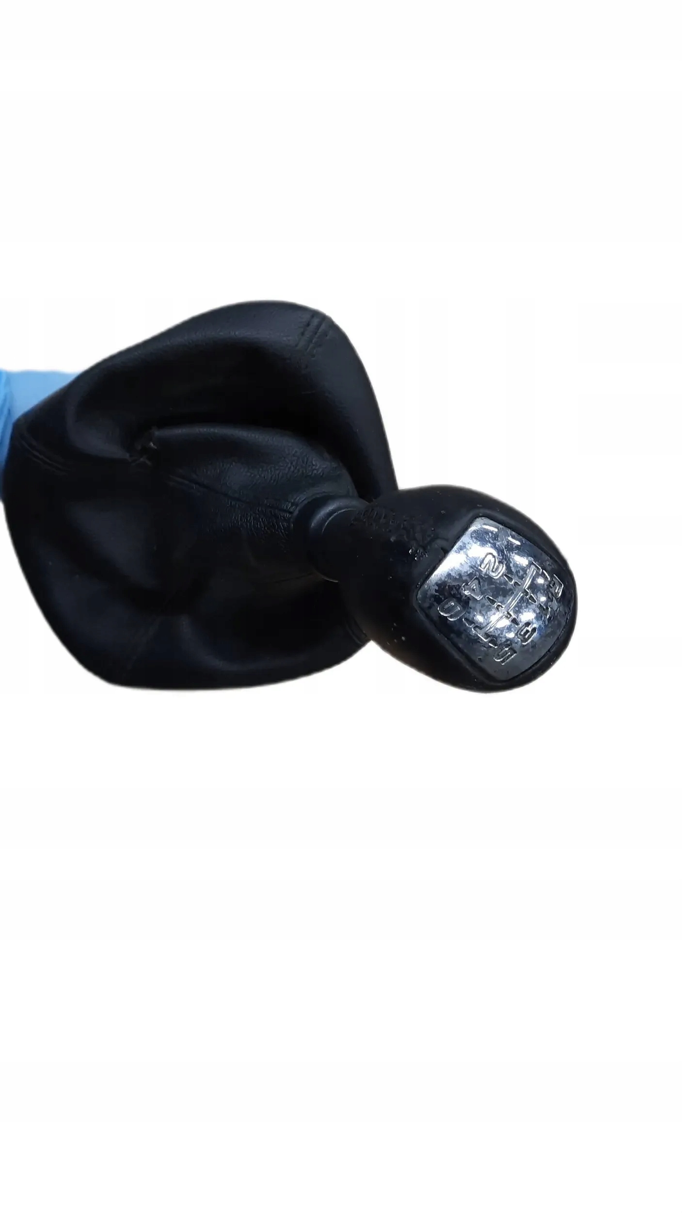 LEWAREK ZMIANY BIEGÓW IVECO DAILY 06- 504179738 Rodzaj skrzyni Manualna