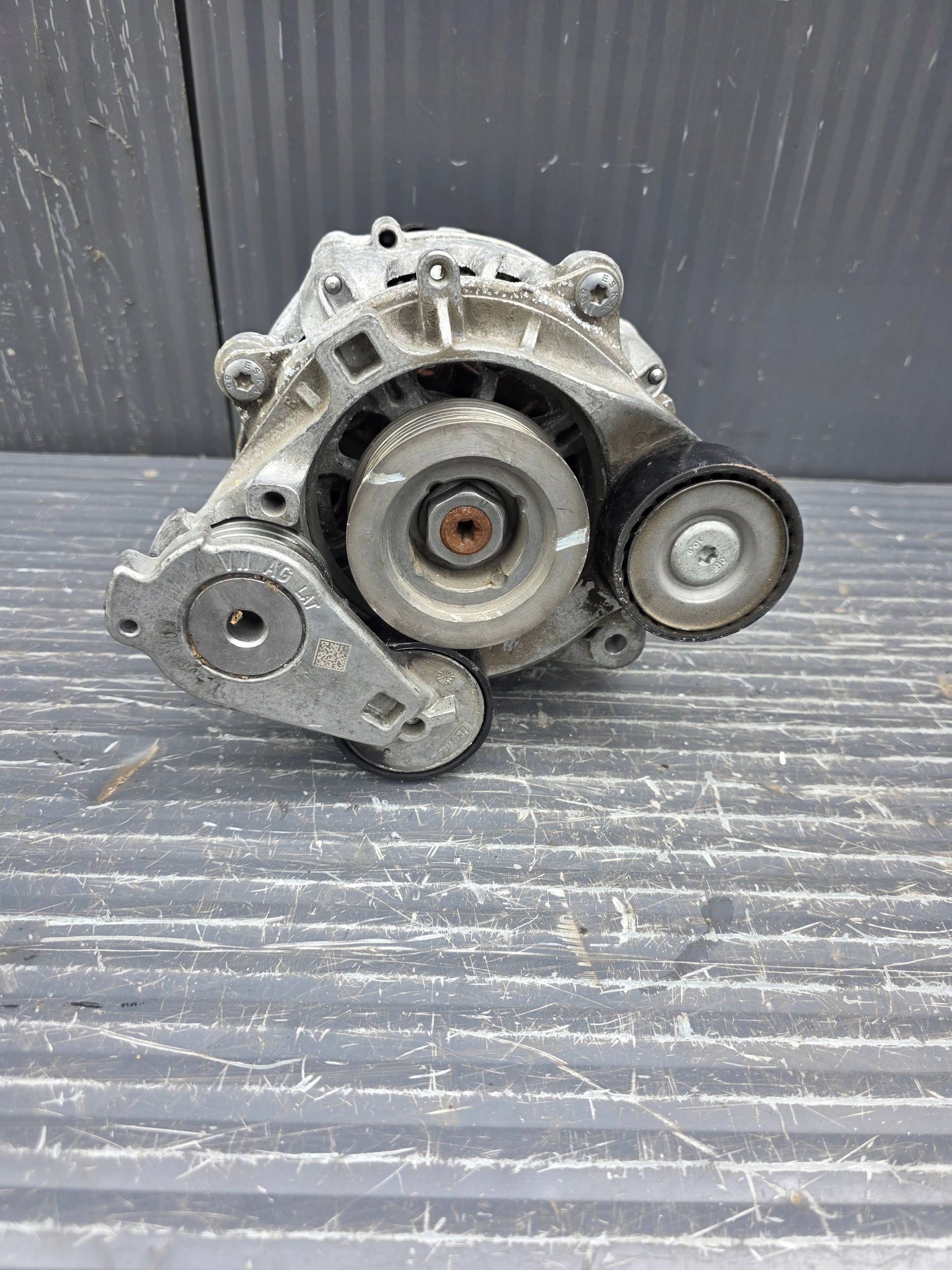 AUDI Q5 II 80A ALTERNATOR 04L903018A