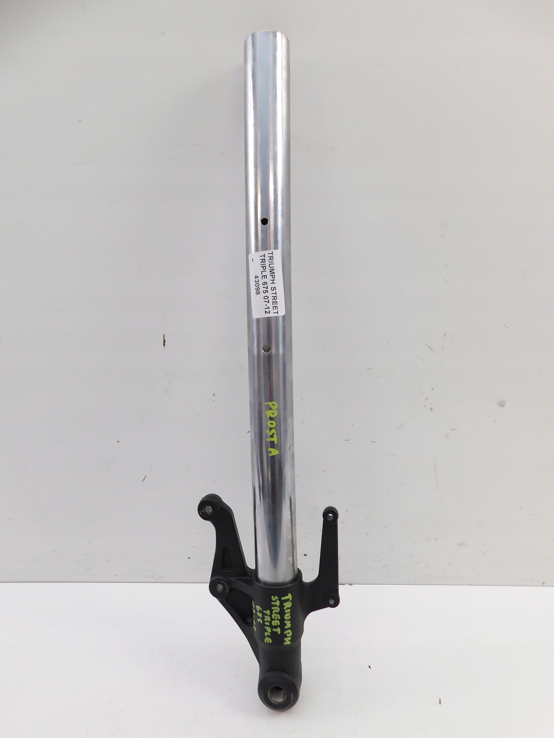 TRIUMPH STREET TRIPLE 675 07-12 LAGA ПРАВА