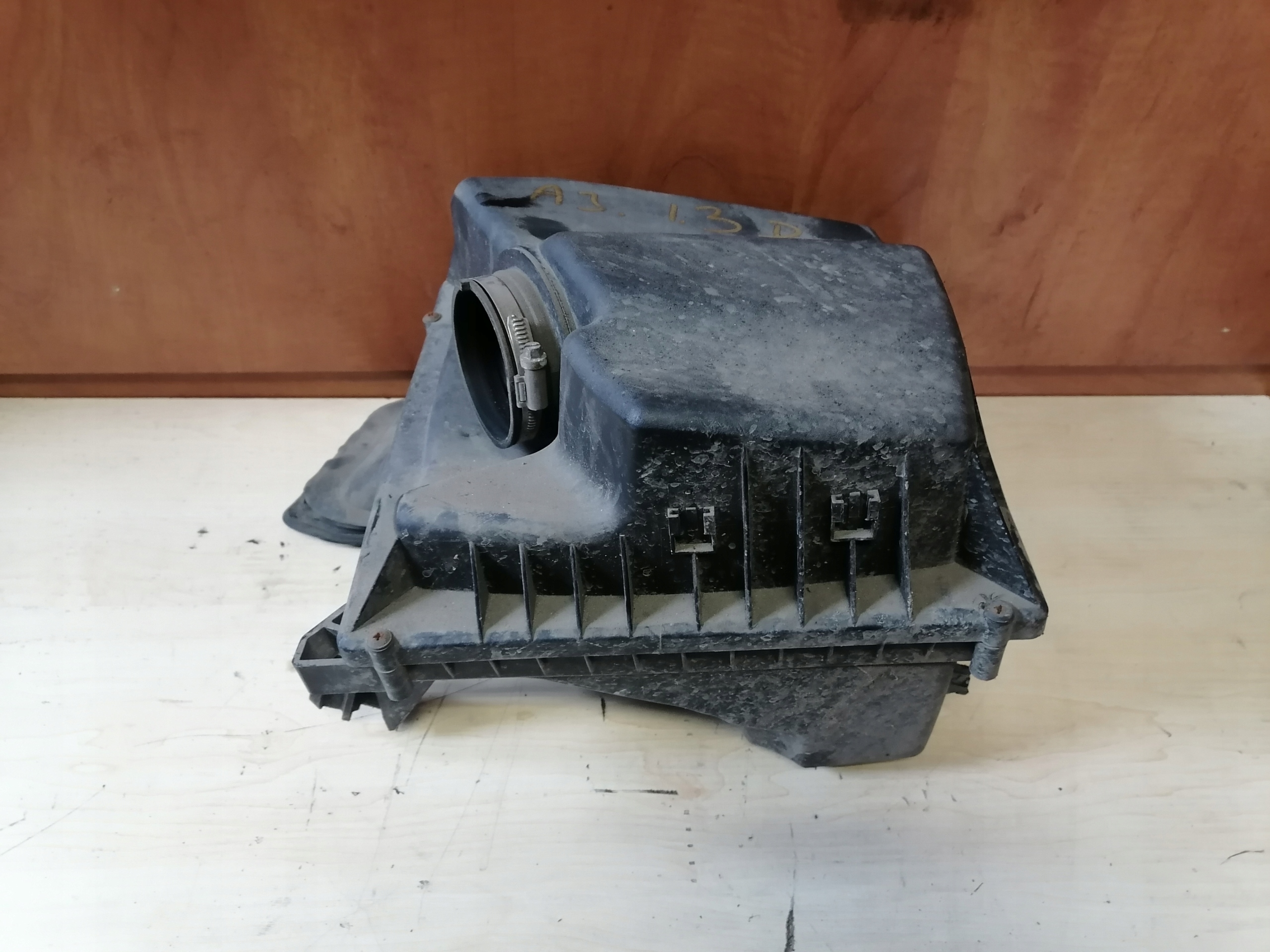 OPEL ASTRA 4 J Gehäuse filter luft 13272777