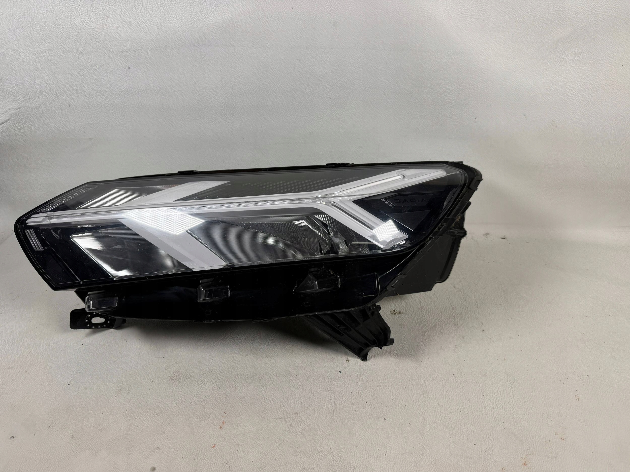 Dacia Sandero 3 III 20- light left front front