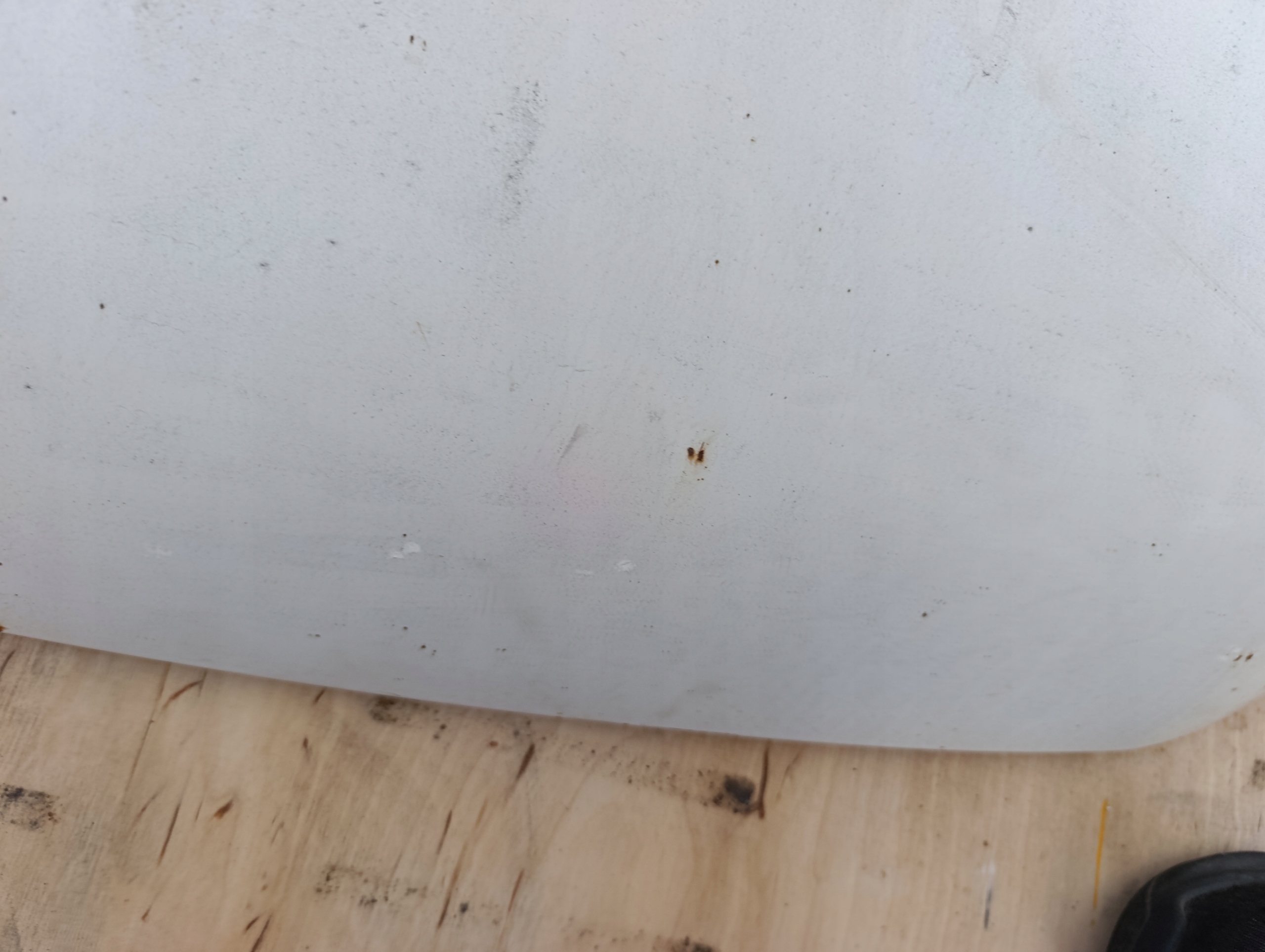 VW T5 bonnet biala