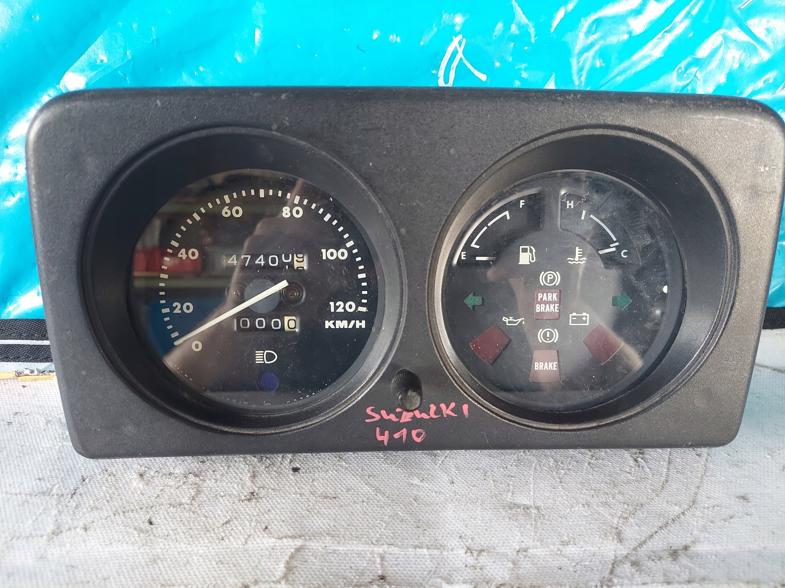 dials clock SUZUKI SAMURAI 410