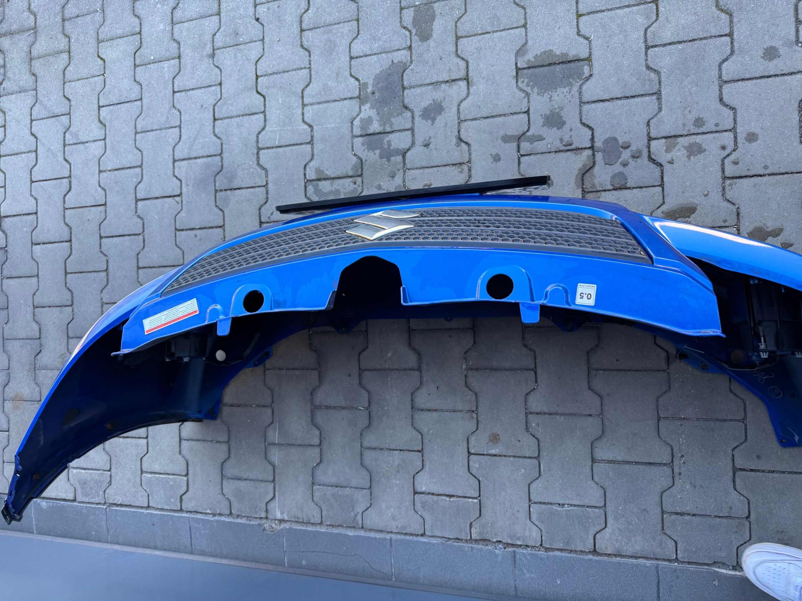 SUZUKI SX4 06R- bumper front front SX4 SX-4 original blue !
