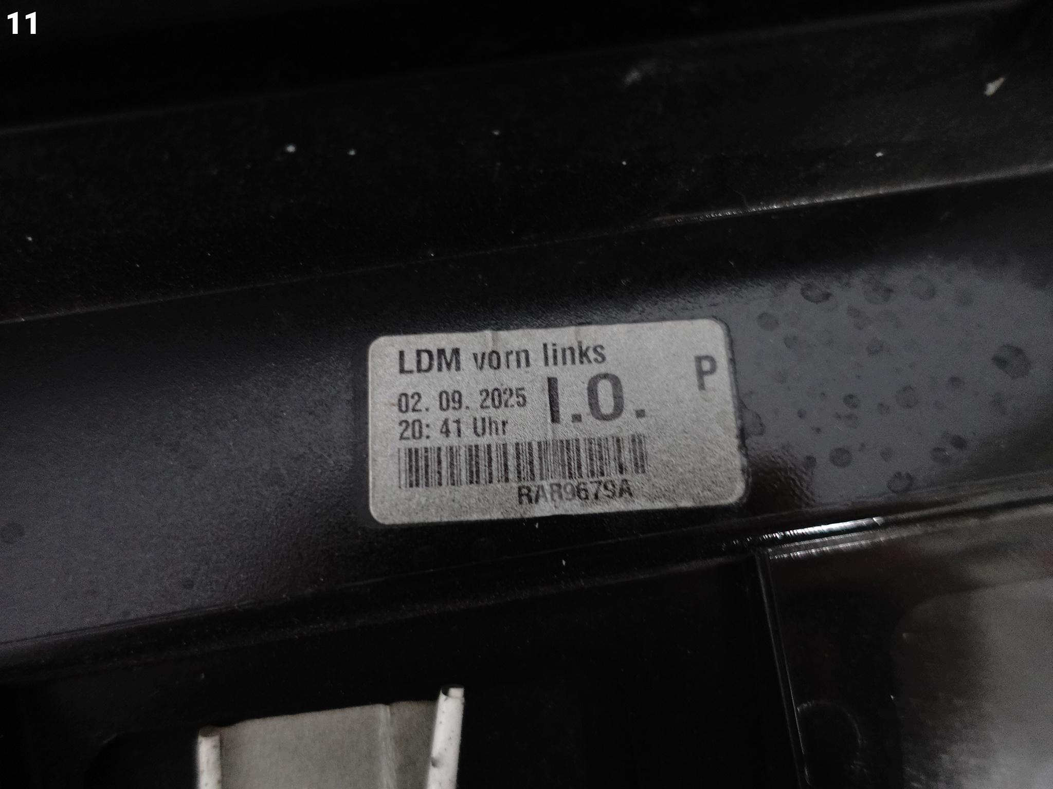 AUDI Q7 S-LINE SQ7 LIFT 20- lower moulding cap for door front left ORG