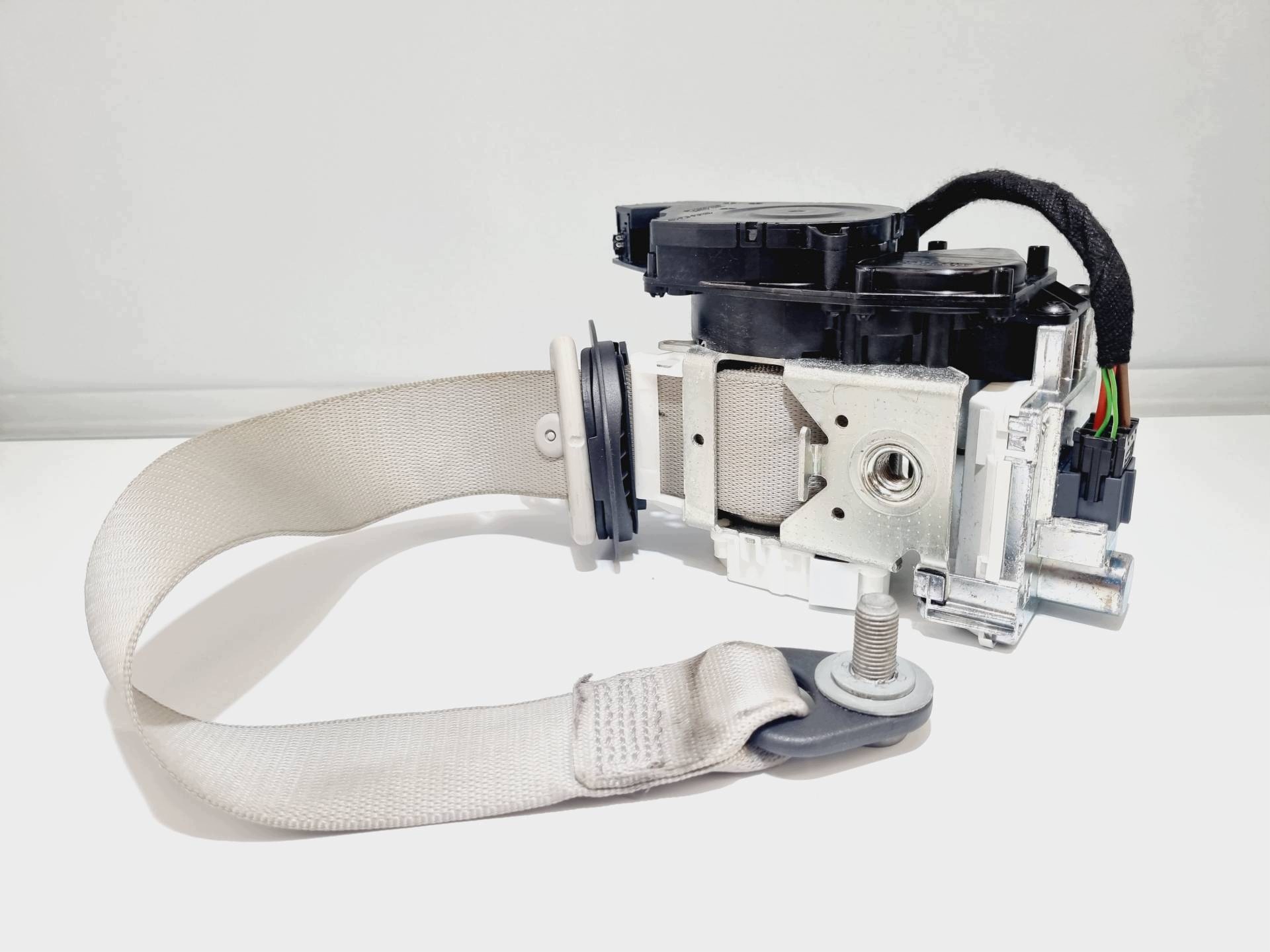 tension belt safety front left side Mercedes-Benz S W221 facelift 2012