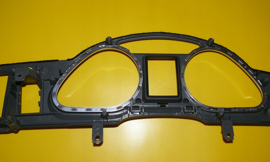 moulding DEKOR instrument panel frame display RADIA navigation devices MMI AUDI A6 C6 04