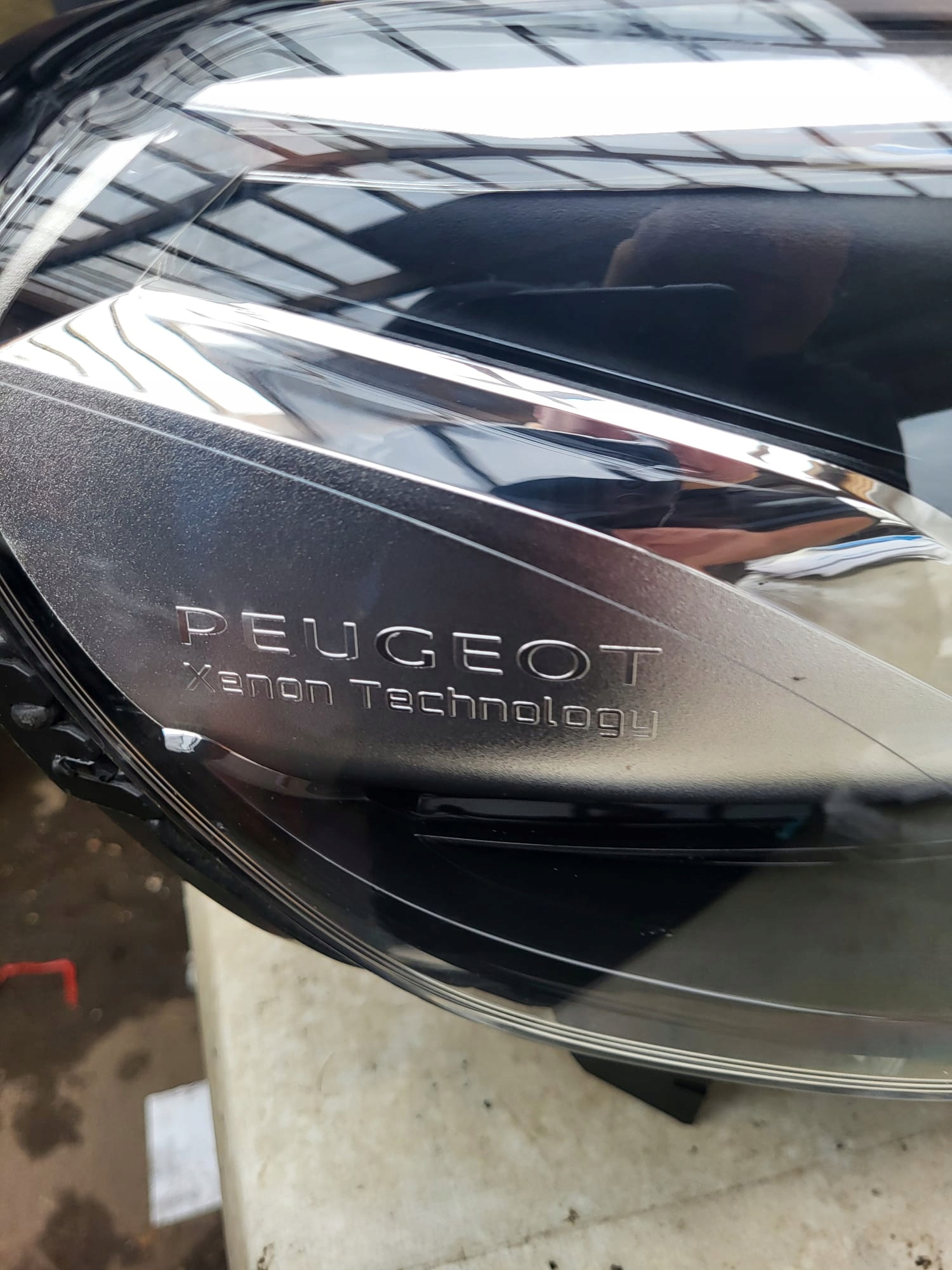 PEUGEOT EXPERT III TRAVELLER 16- light right front front XENON