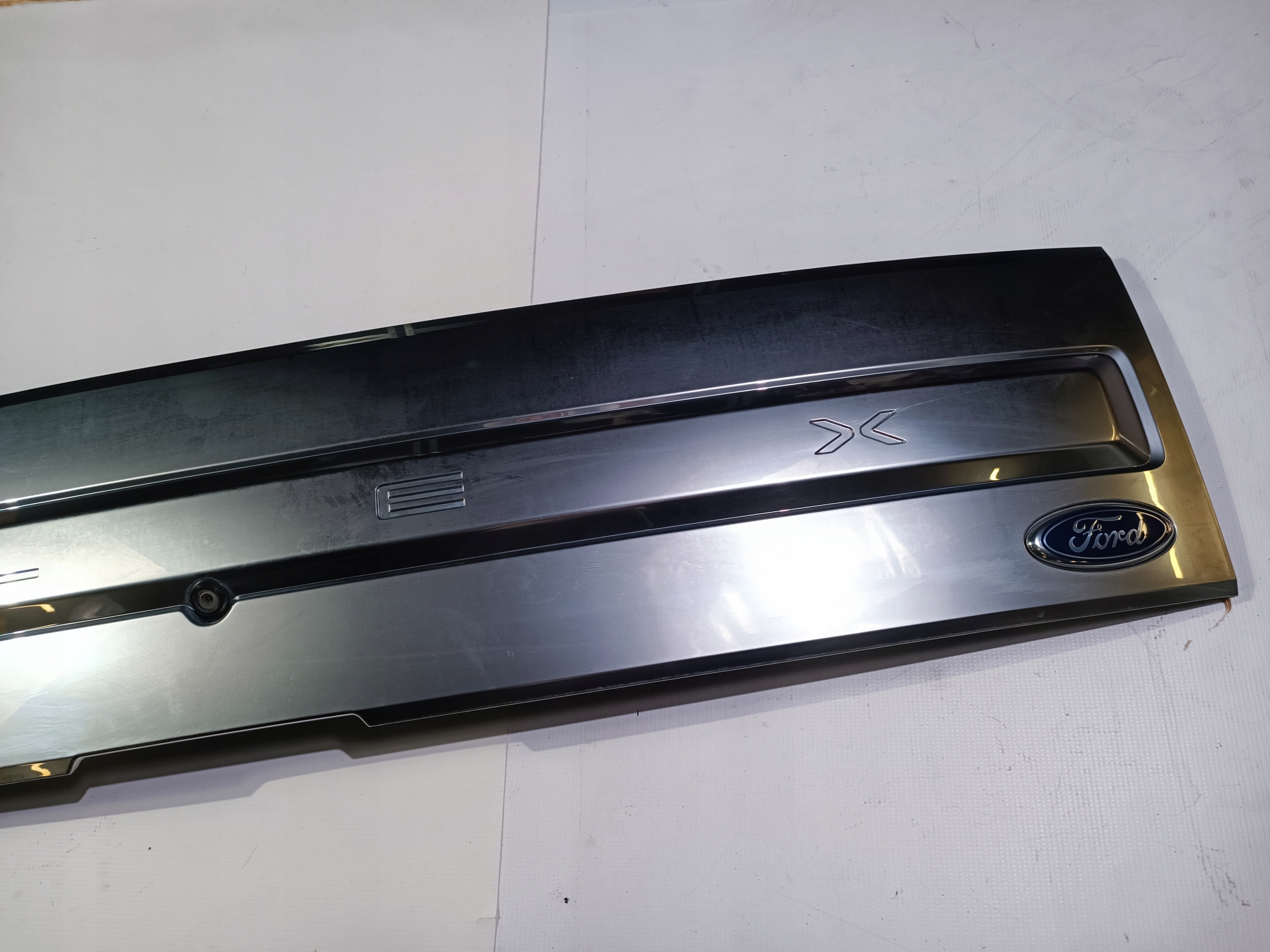 Blende Abdeckung blenada heckklappe Kofferraum kamera Ford Flex 2013