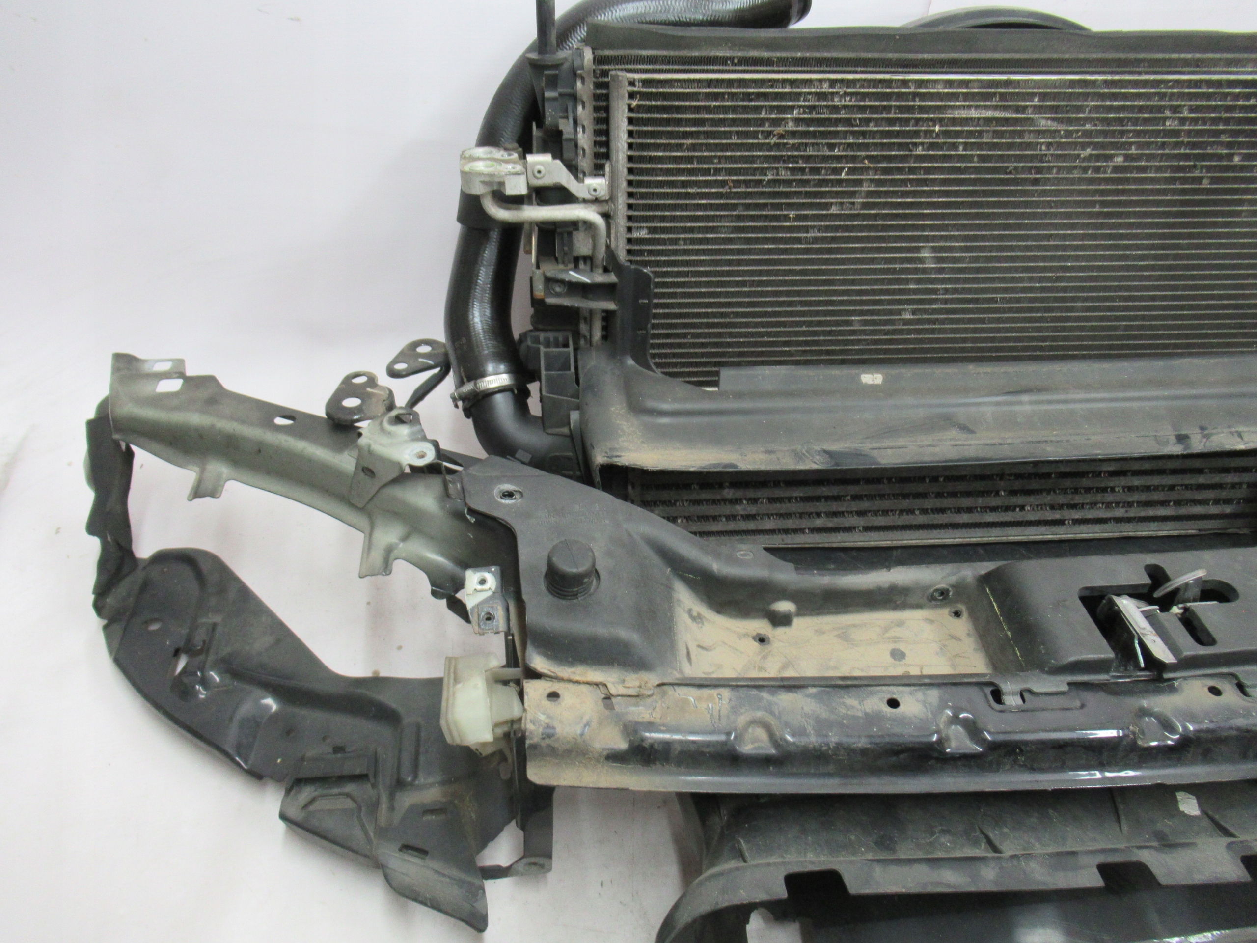 support panel for radiators radiator sider VOLVO C30 2.0 D