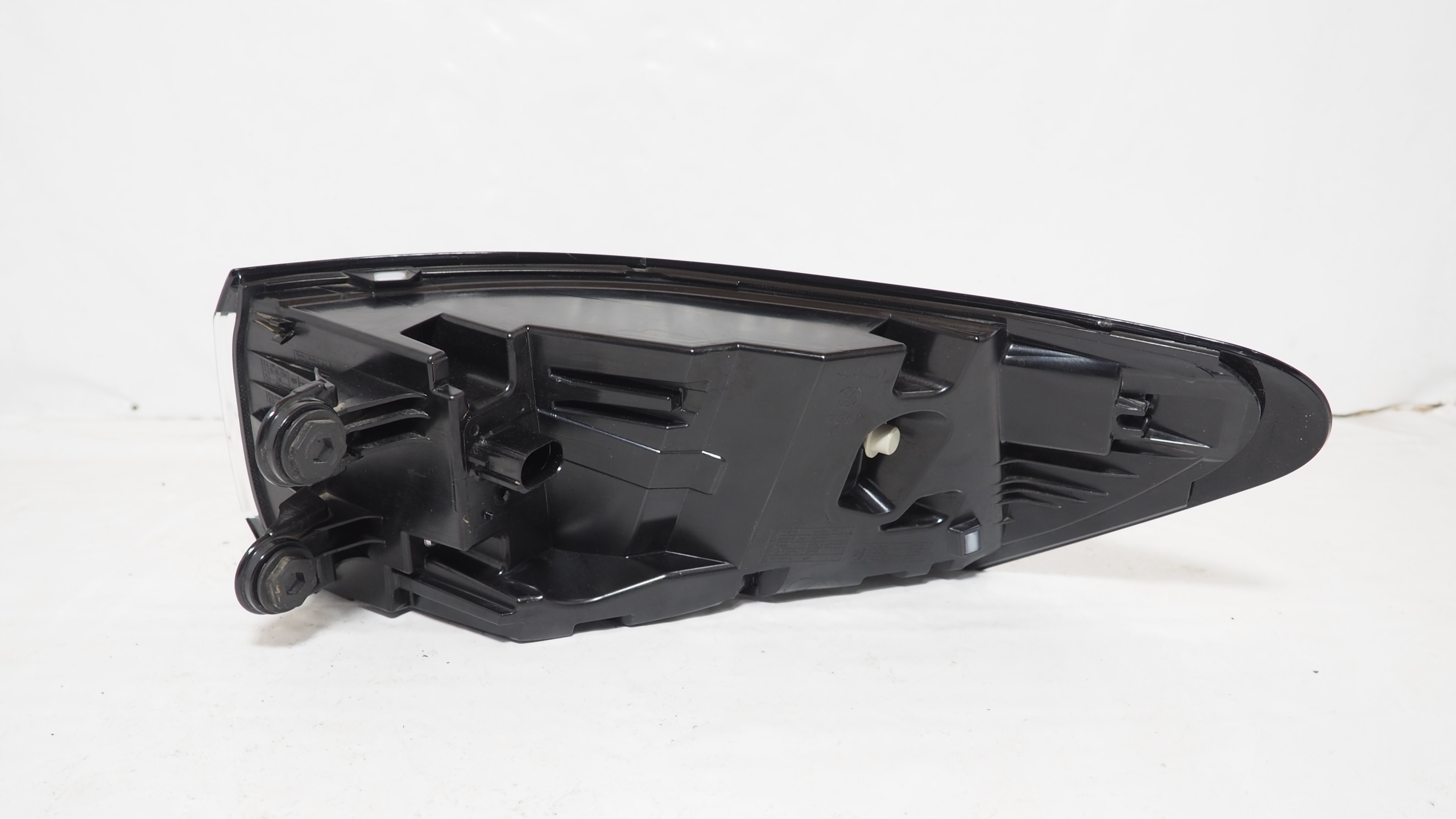 VW ID4 light LED left rear part 11A945207A