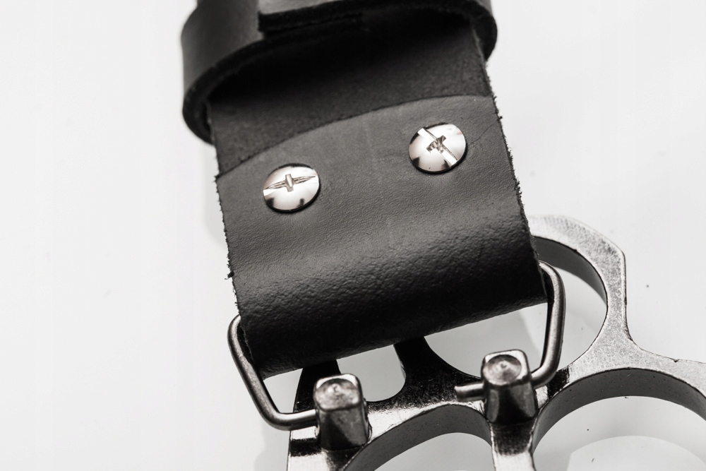 PASEK SKÓRZANY KLAMRA KASTET 95 CM Kolor czarny