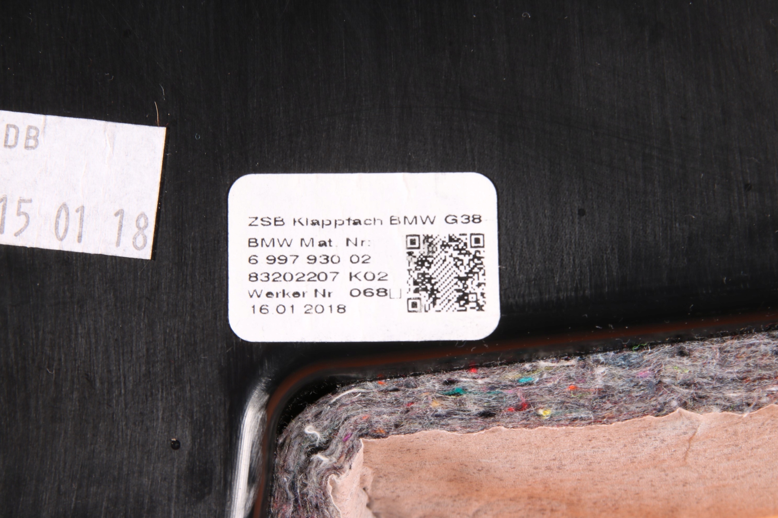 BMW G30 G31 G32 SCHOWEK DESKI KONSOLI KIEROWCY LEWY CANBERRABEIGE 6997930 Wersja Europejska