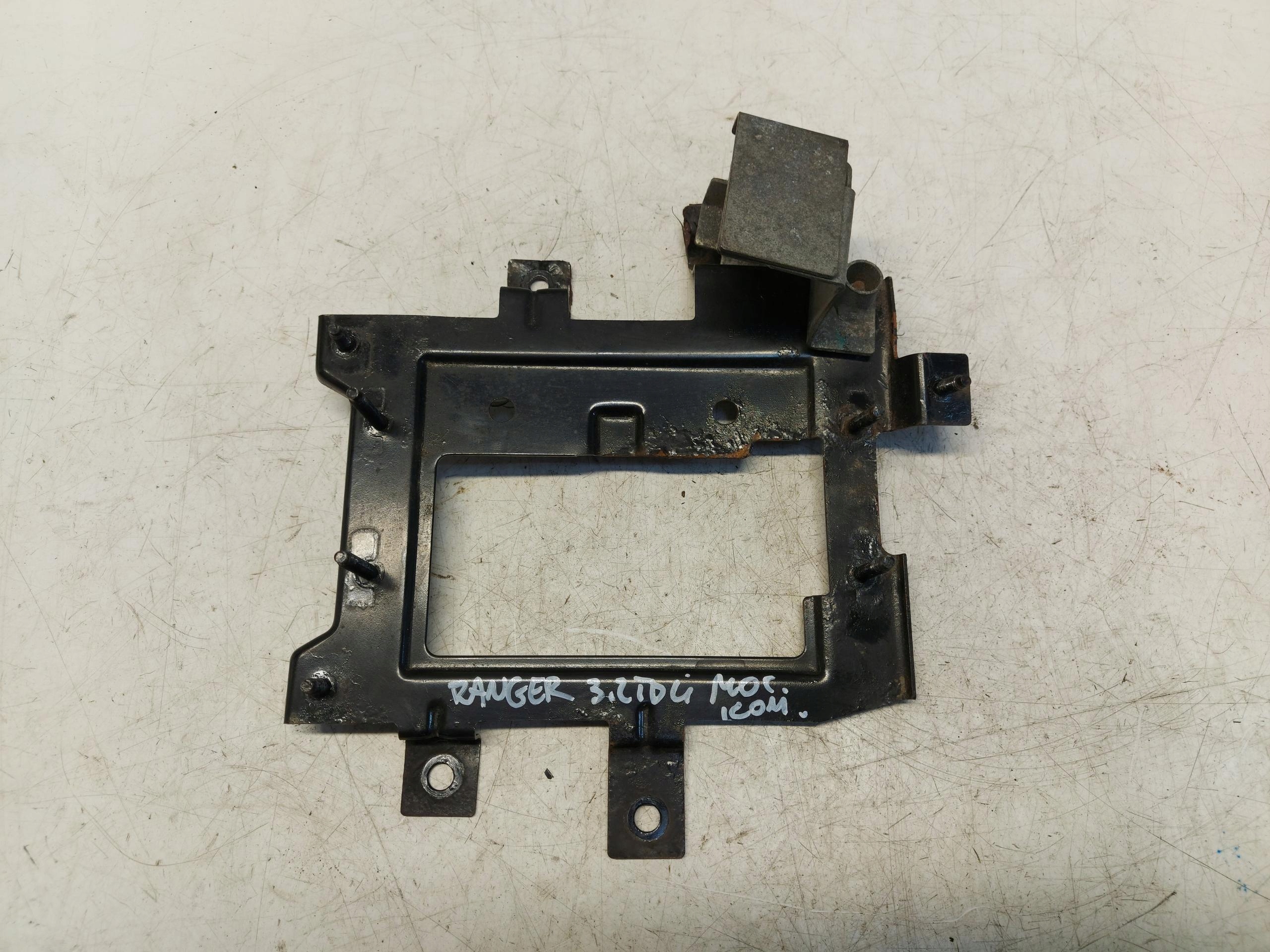 FORD RANGER IV Halter Stütze komputera