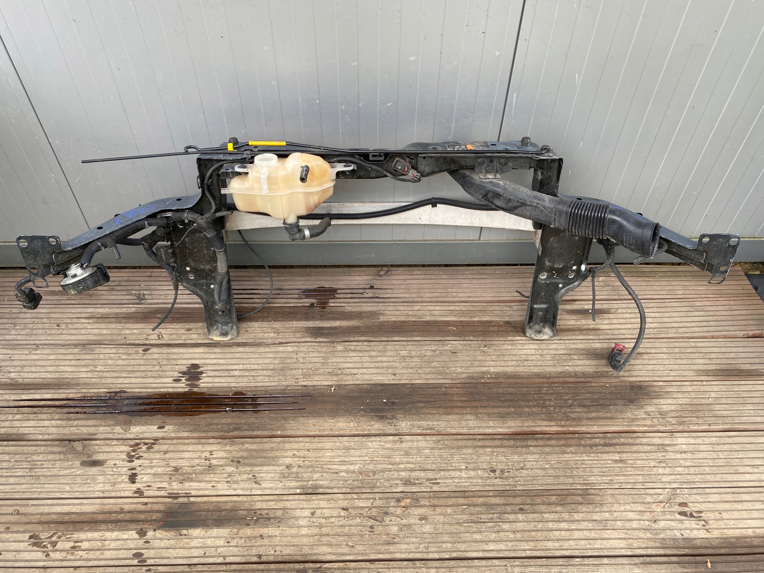 CORSA E BELKA ZDERZAKA PRZÓD PAS WZMOCNIENIE Producent części Opel OE