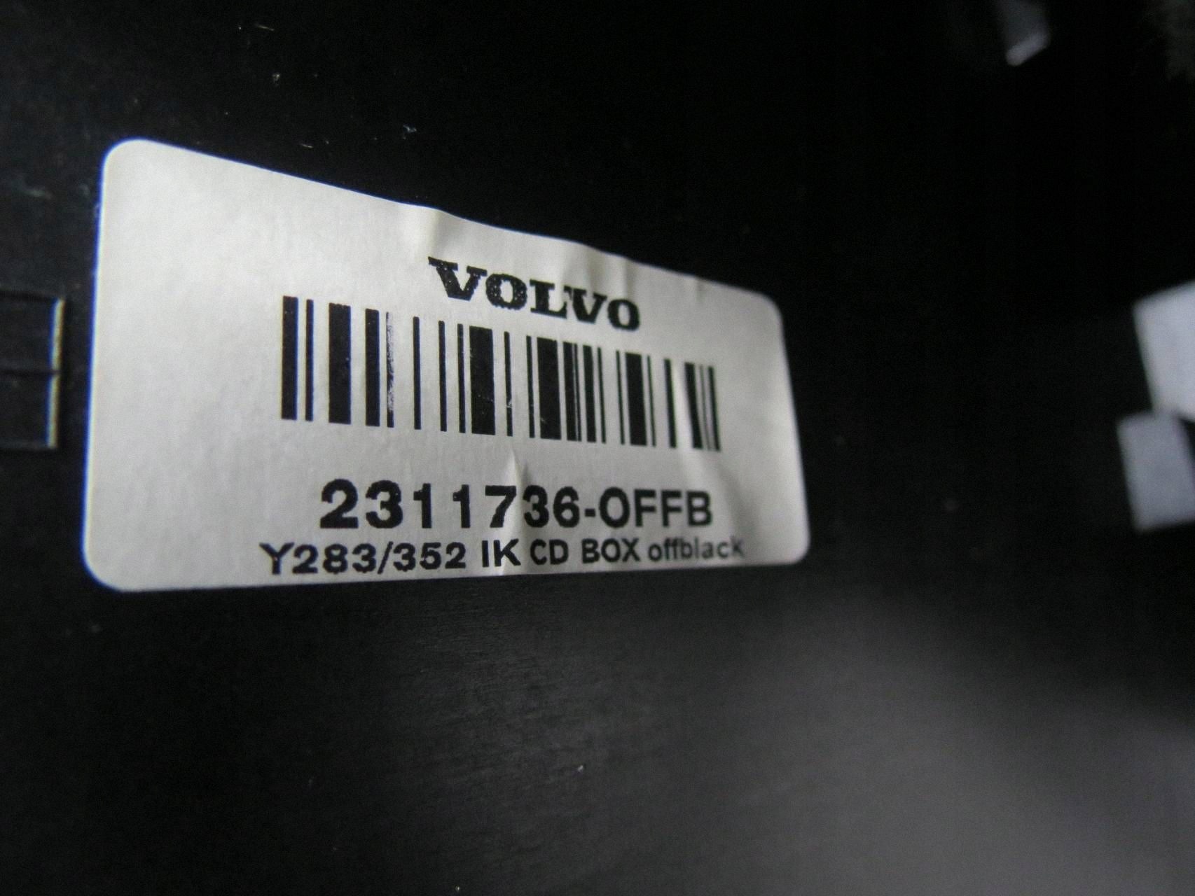 armrest TUNEL passenger compartment central VOLVO V60 and S60 II 30755596