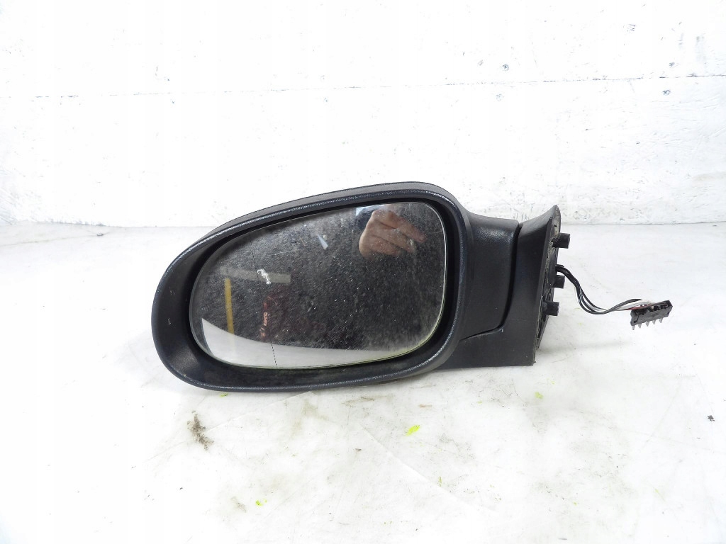 Mercedes-Benz OE 1688105716 mirror