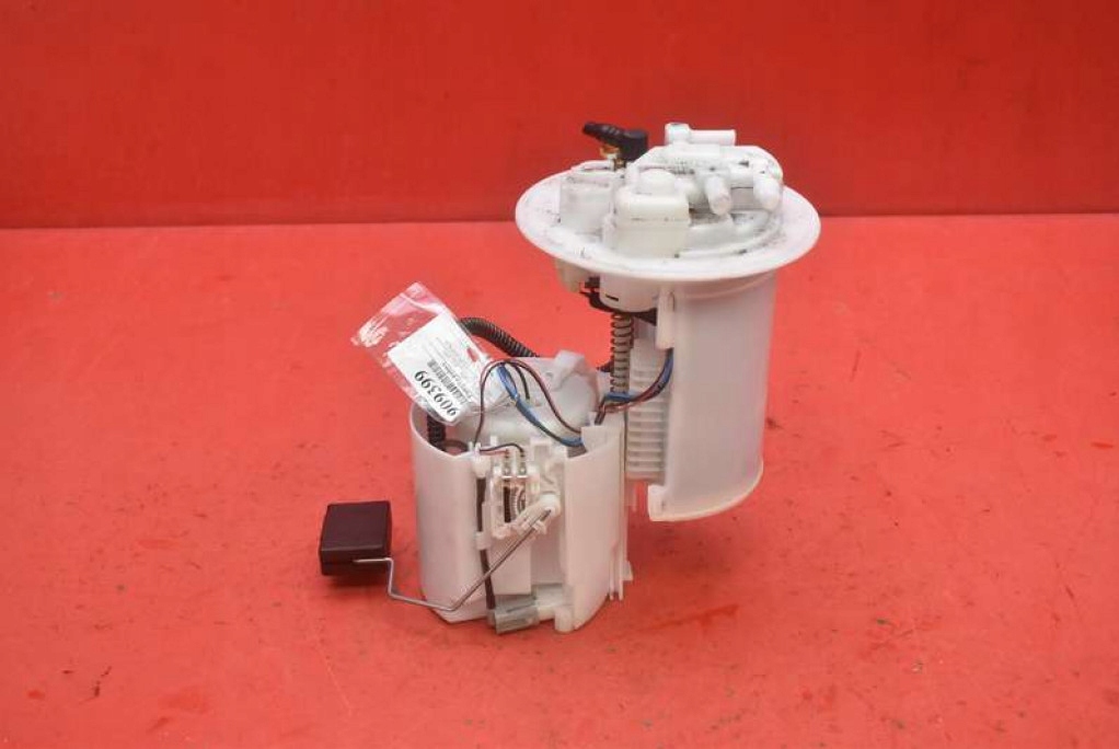 pump feed pump 77020-02740 TOYOTA AURIS 2 II 1.2 T 116 KM 15-18