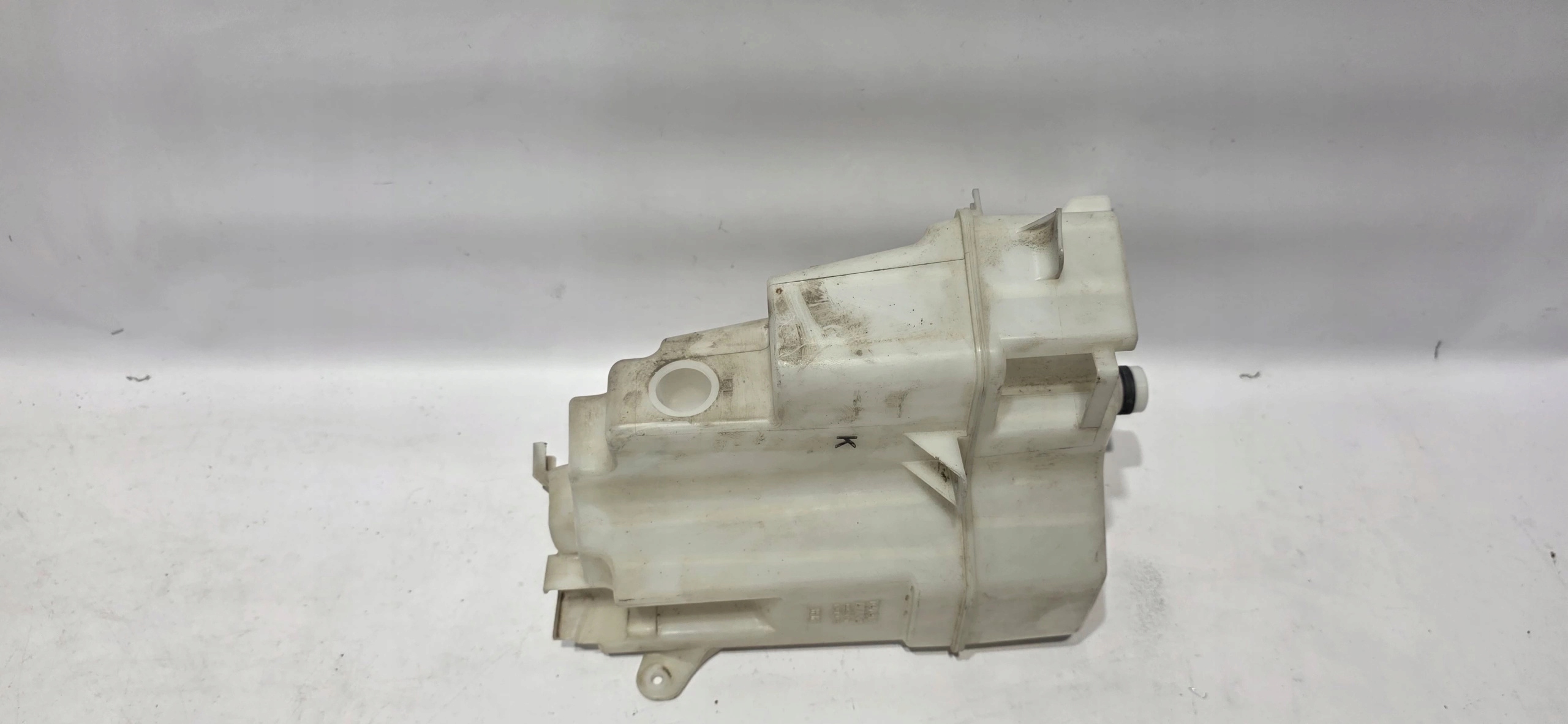 washer fluid tank LEXUS NX 14-21 original 060851-511