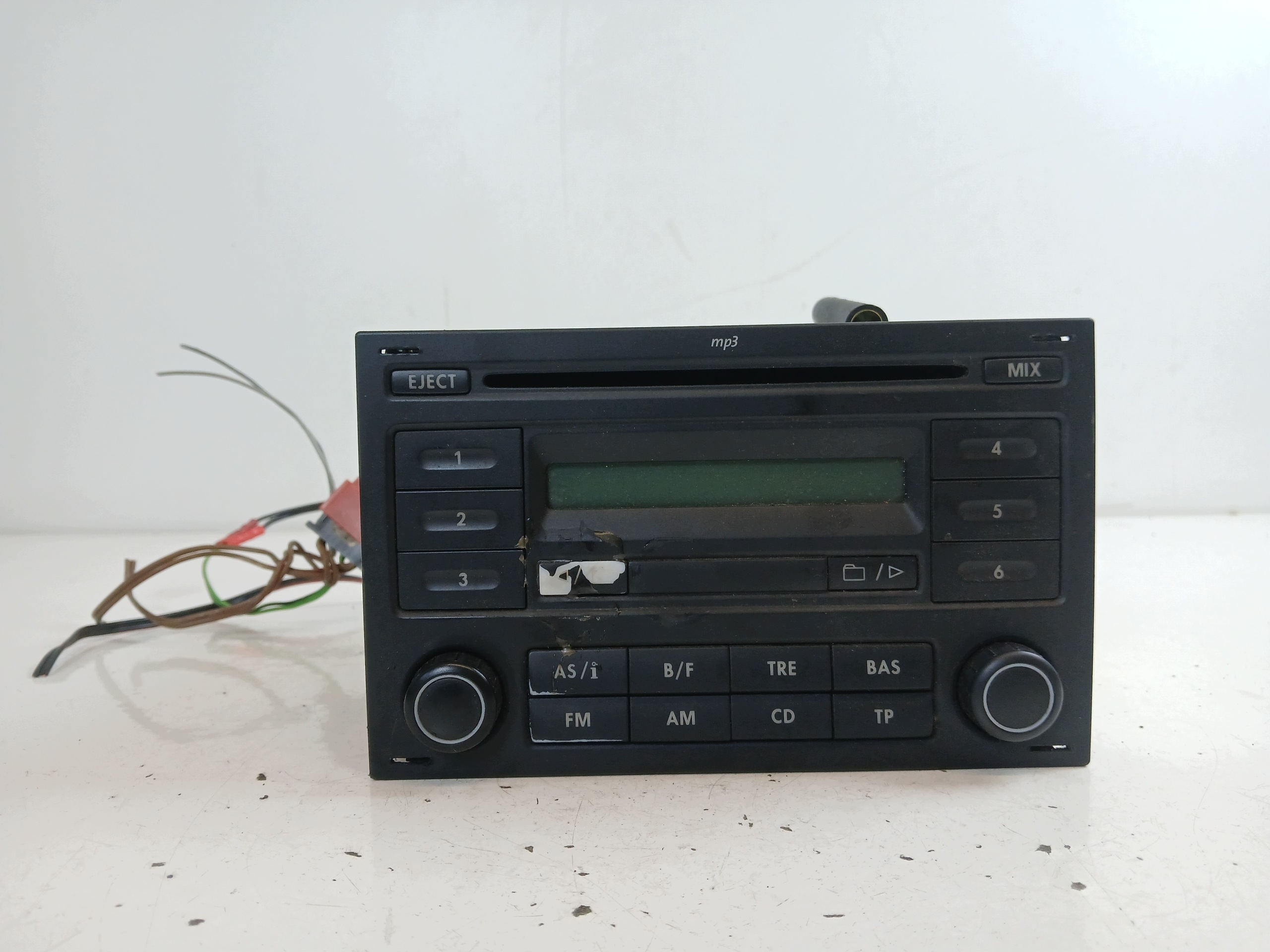 VW POLO 9N FOX RADIO FABRYCZNE CD KOD 0665