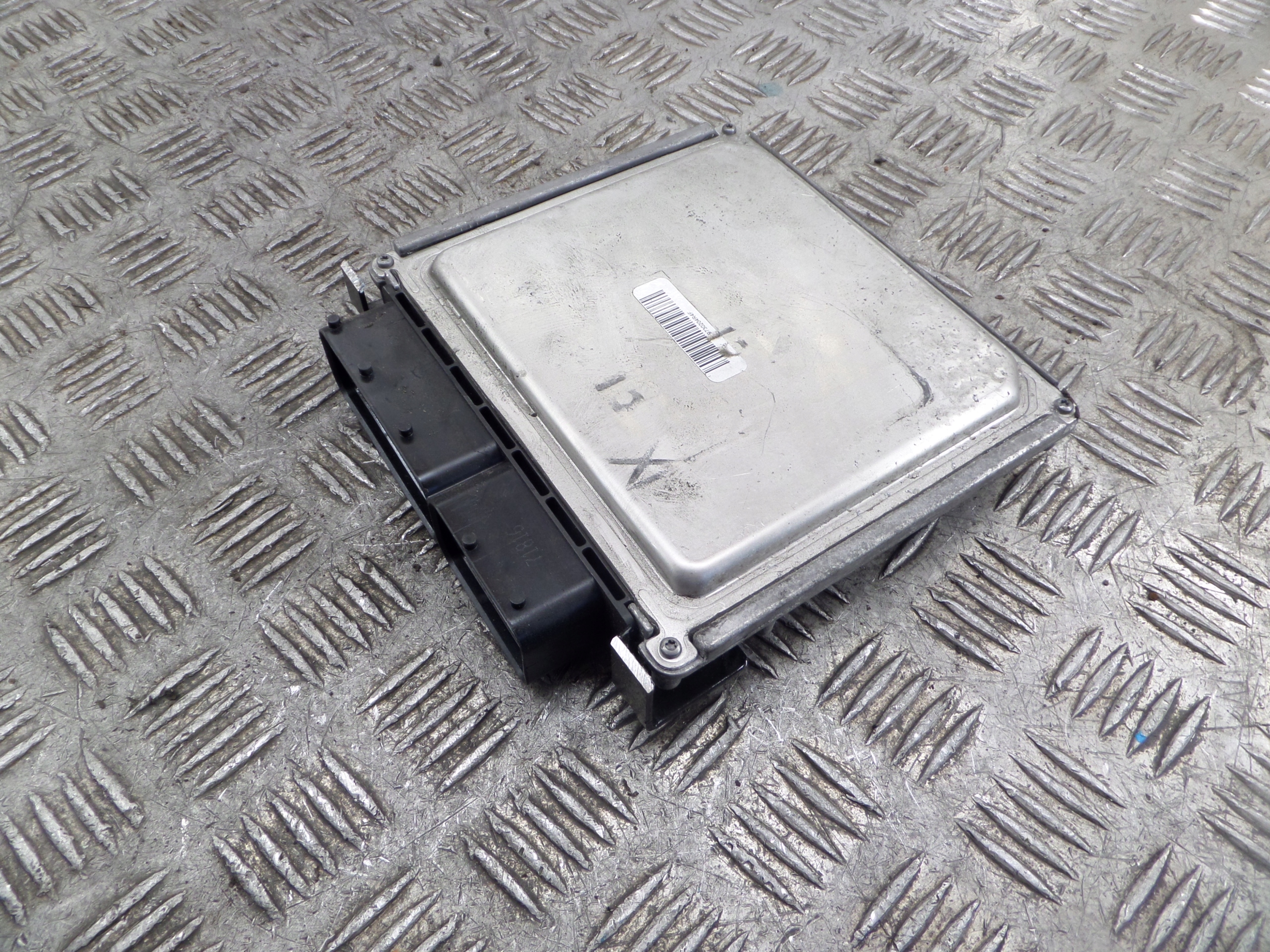 VW SEAT SKODA ECU 04B907445 28459901 Originale KOMP