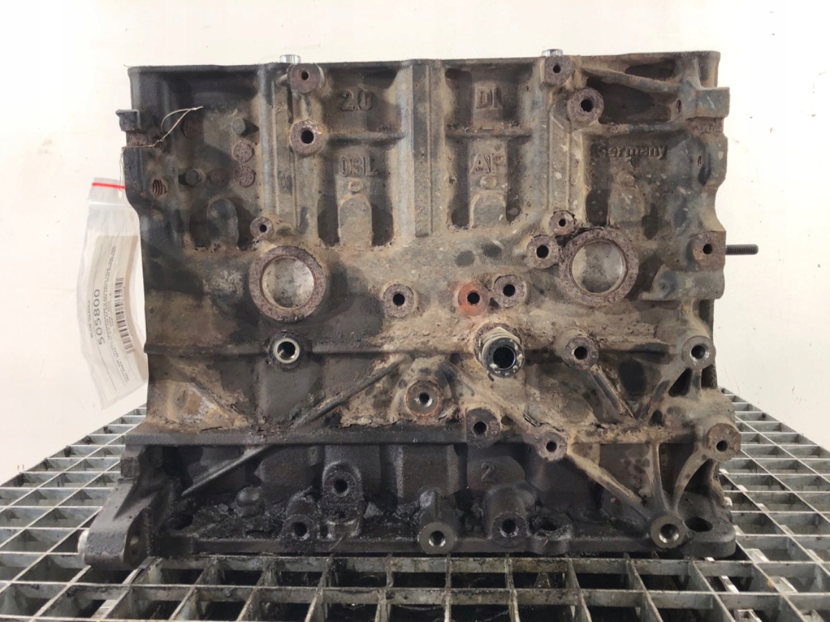 BLOK SILNIKA VW TRANSPORTER V 2.0TDI 03L021AP