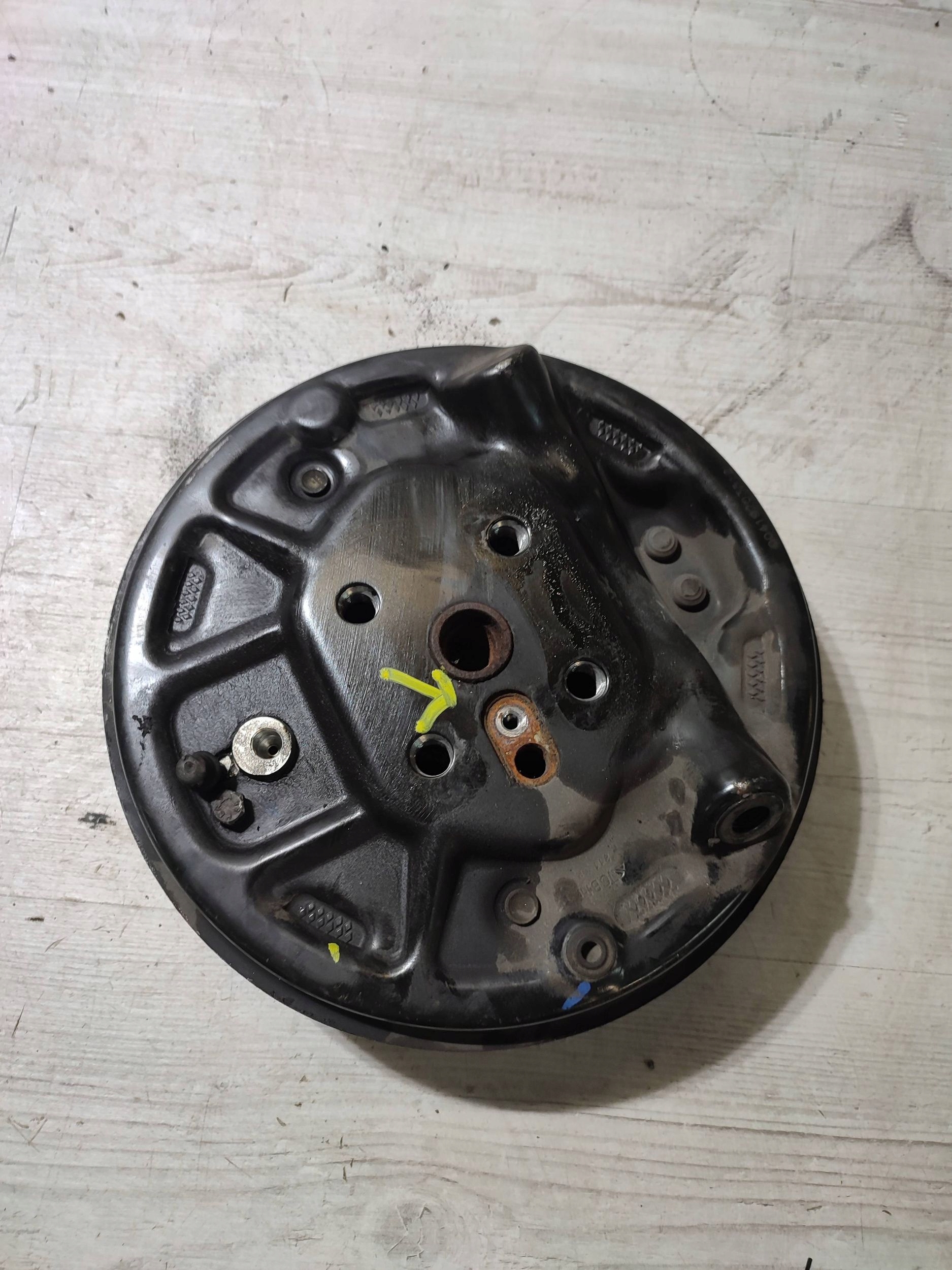 Opel Corsa F 2020 Arrière Bouche buse Droit Axe moyeu